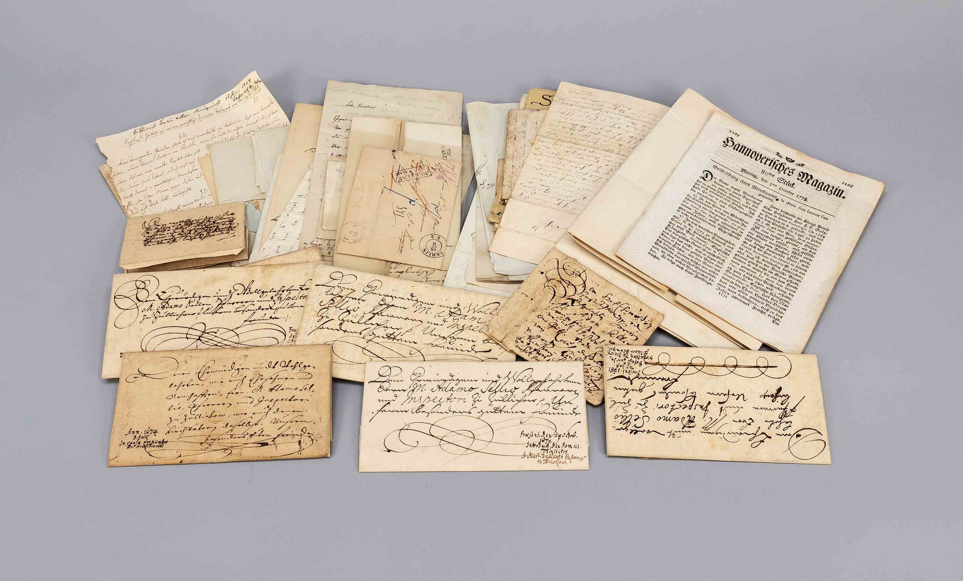 Null Mixed lot of old letters and documents, mainly 17th and 18th century, also &hellip;