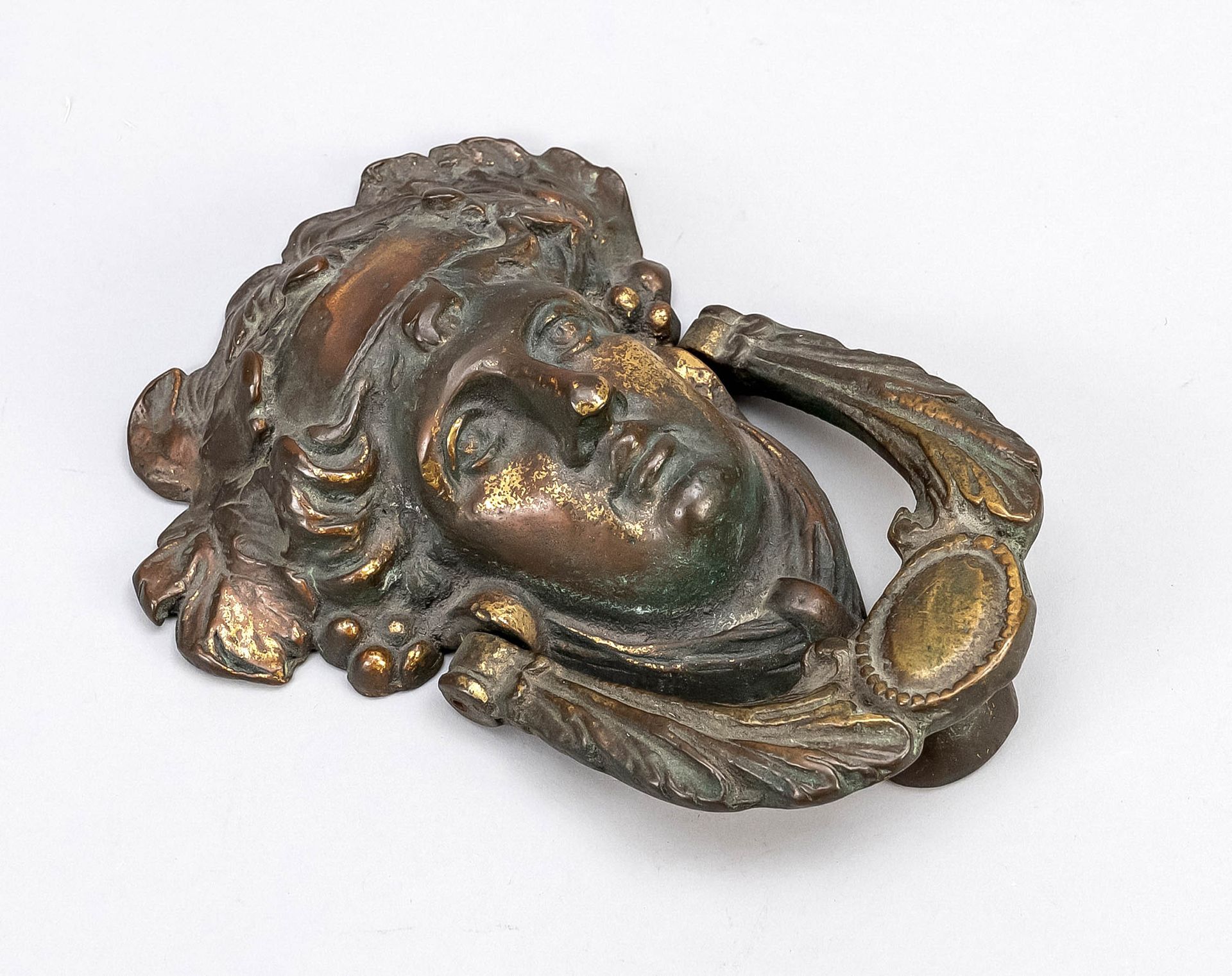 Null Türklopfer, Bronze, um 1900, klassischer Frauenkopf mit Haarband, Reste von&hellip;