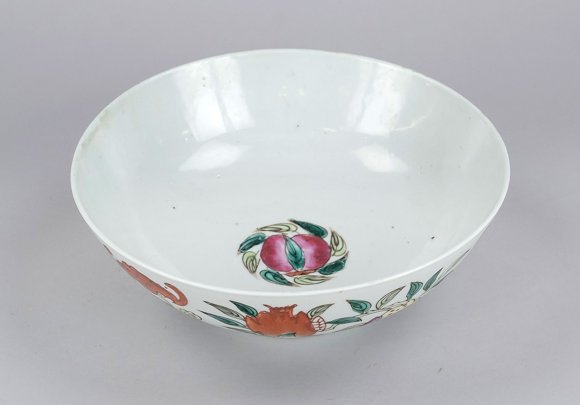 Null Grande coupe famille rose, Chine, Qing, période Tongzhi (1861-1875), porcel&hellip;