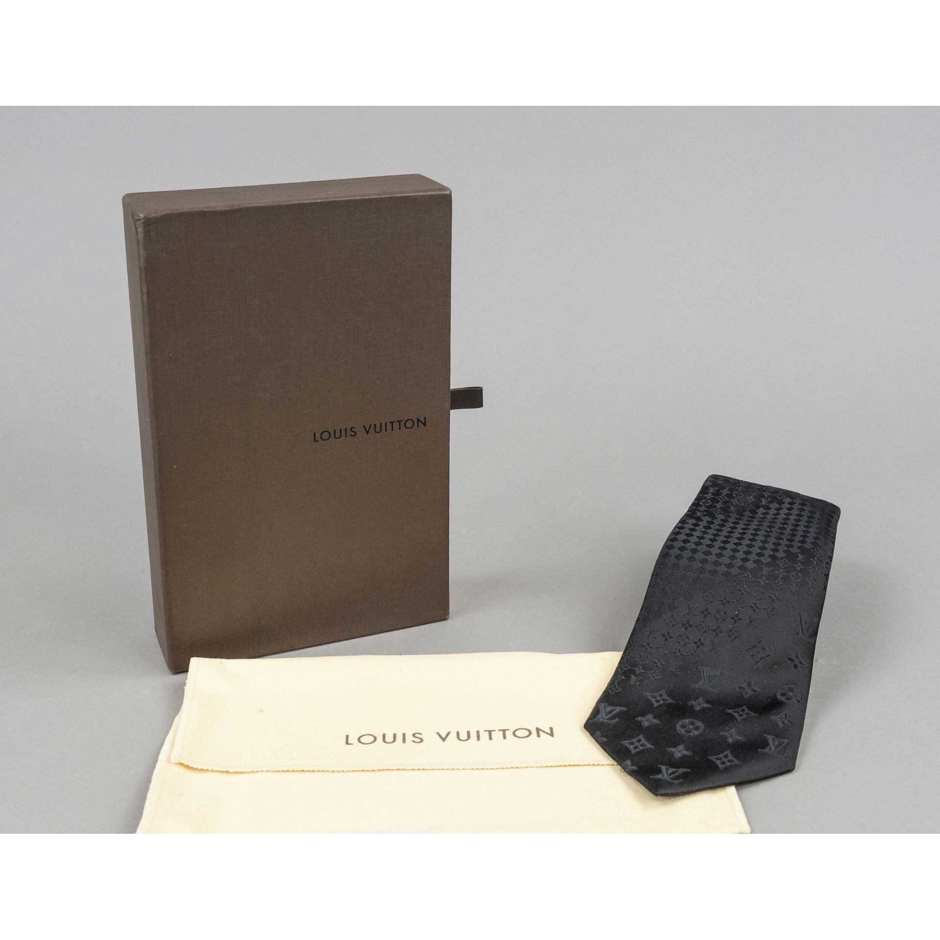 Louis Vuitton, corbata de caballero negra estampada de p…