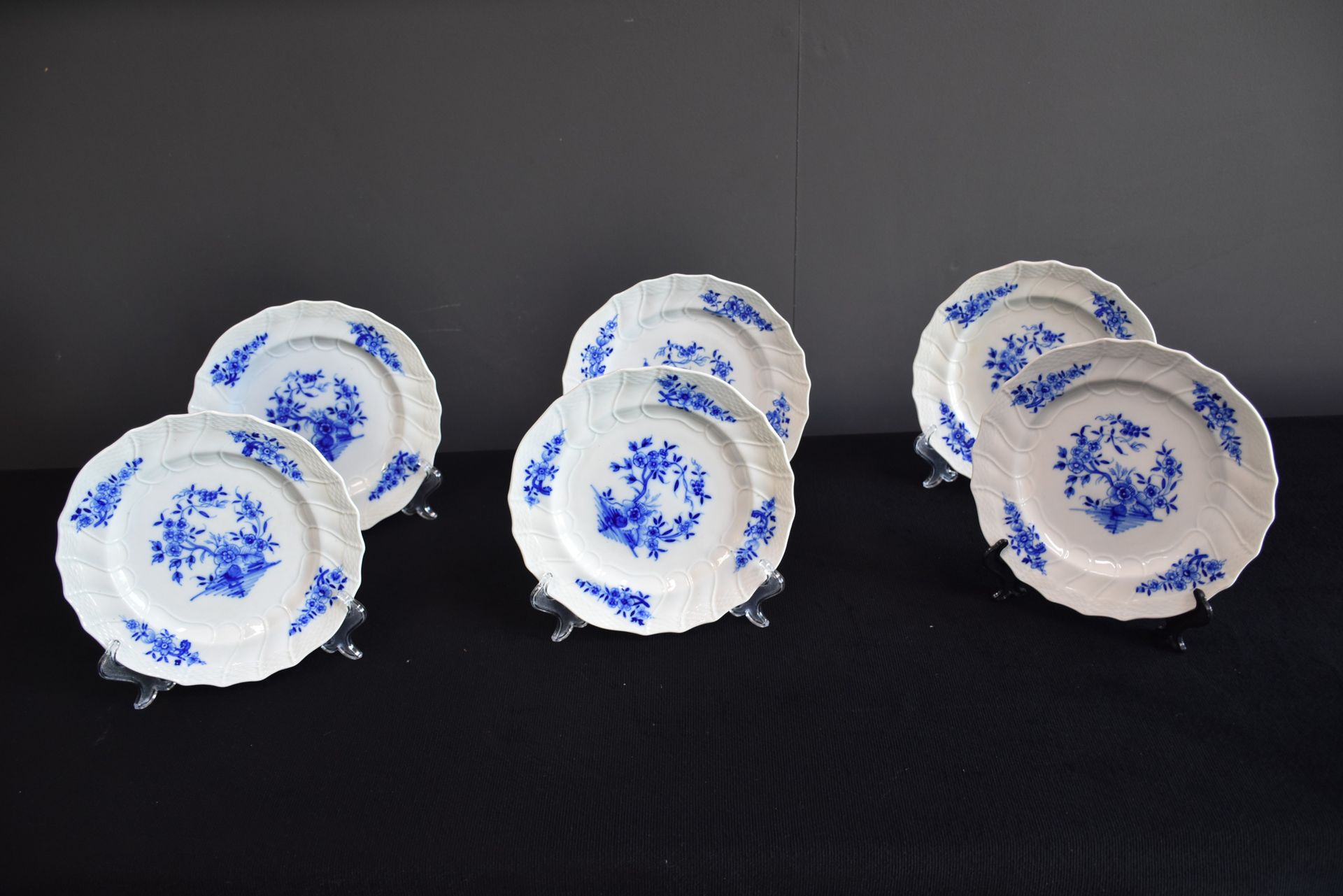 Null Set of 6 Tournai porcelain dessert plates. Wicker and twisted ribs.