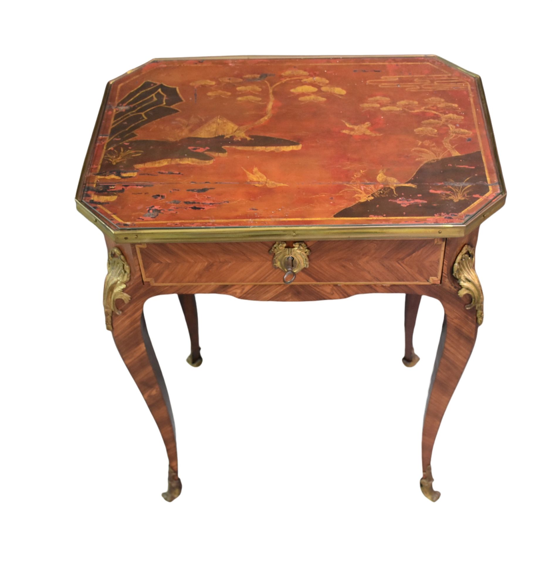 Null Pequeña mesa de centro estilo Luis XV en chapa de madera y adornos de bronc&hellip;