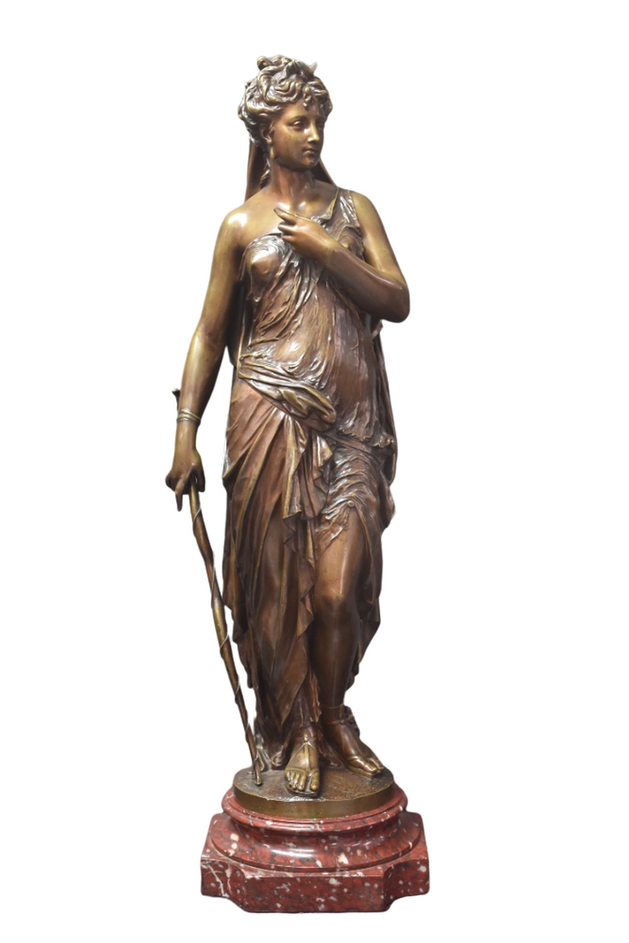 L. GREGOIRE (1840-1890) L. GREGOIRE (1840-1890) 棕色铜质雕塑，表现女猎人戴安娜。高度：80厘米。 

NL: L&hellip;