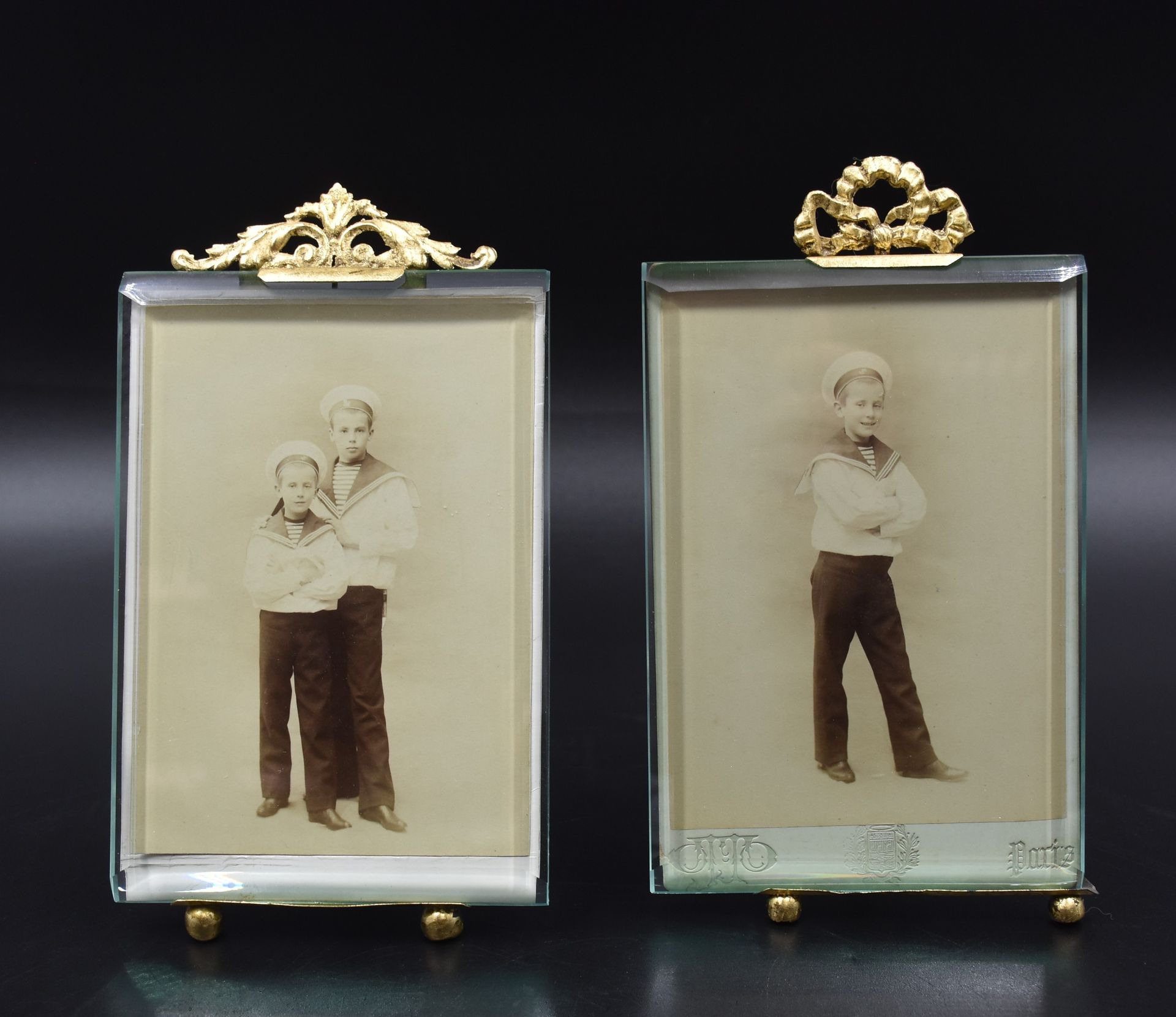 Null 俄罗斯。历史记忆。两张代表优素福王子的老照片。第一张照片代表费利克斯-尤苏波夫一人，由摄影师奥托在巴黎盖章，尺寸为16.5 X 11厘米。第二张是Fe&hellip;