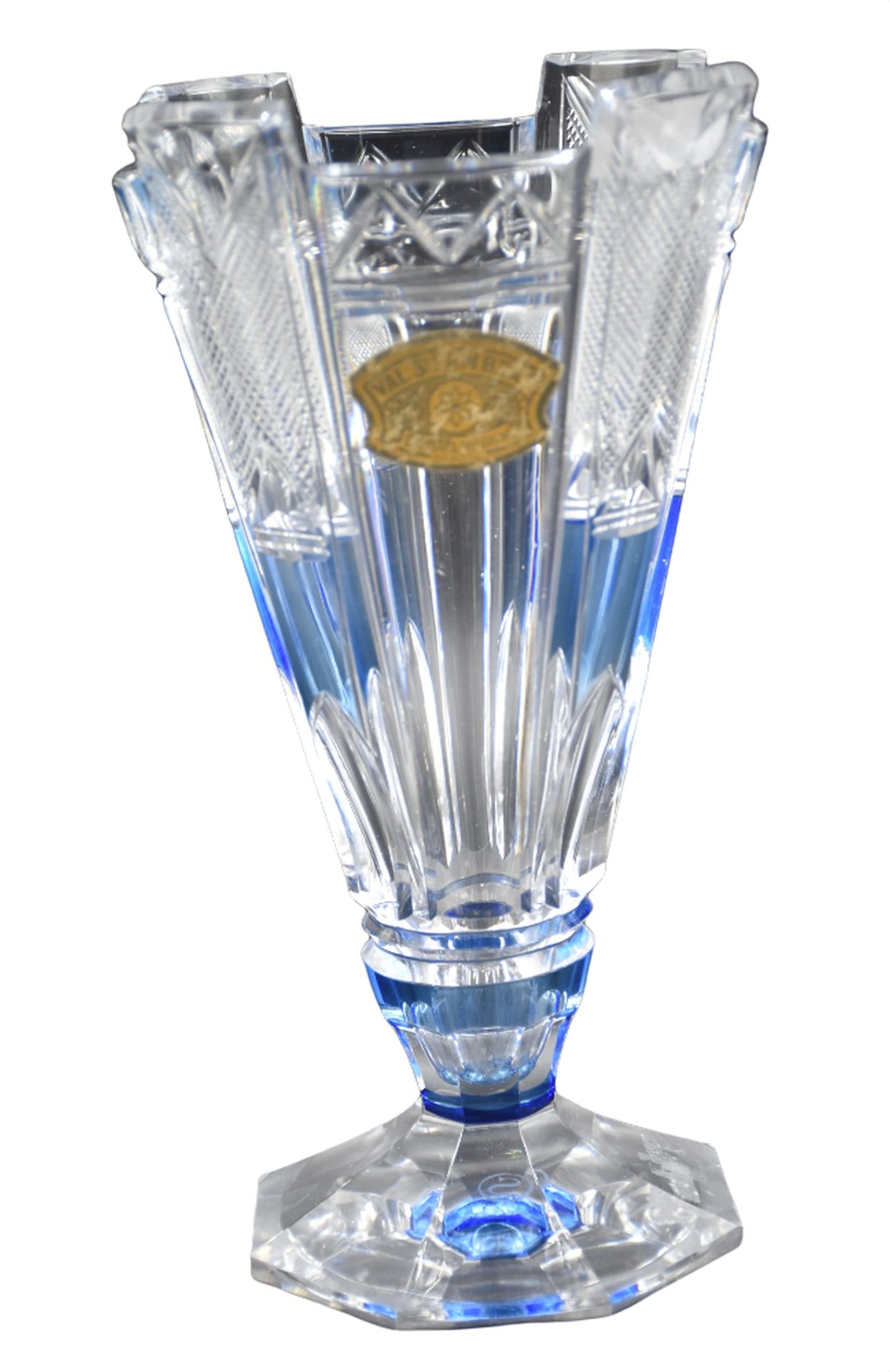 Null Vase Vianden en cristal du Val Saint Lambert très richement taillé. Ht : 23&hellip;