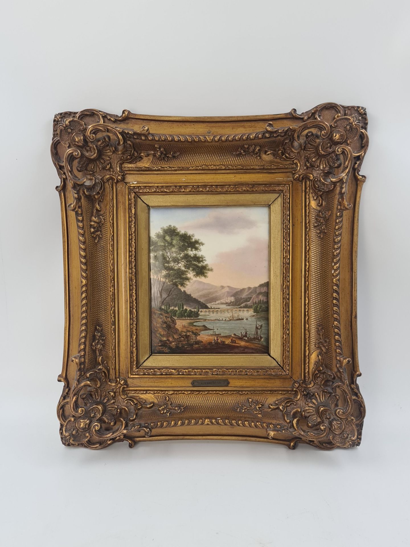 Null 19世纪KPM柏林品味的瓷器上的绘画，表现了意大利的景色。尺寸：18 x 22厘米。

在柏林的KPM公司，19岁的孩子们正在学习绘画，并在意大利学习&hellip;