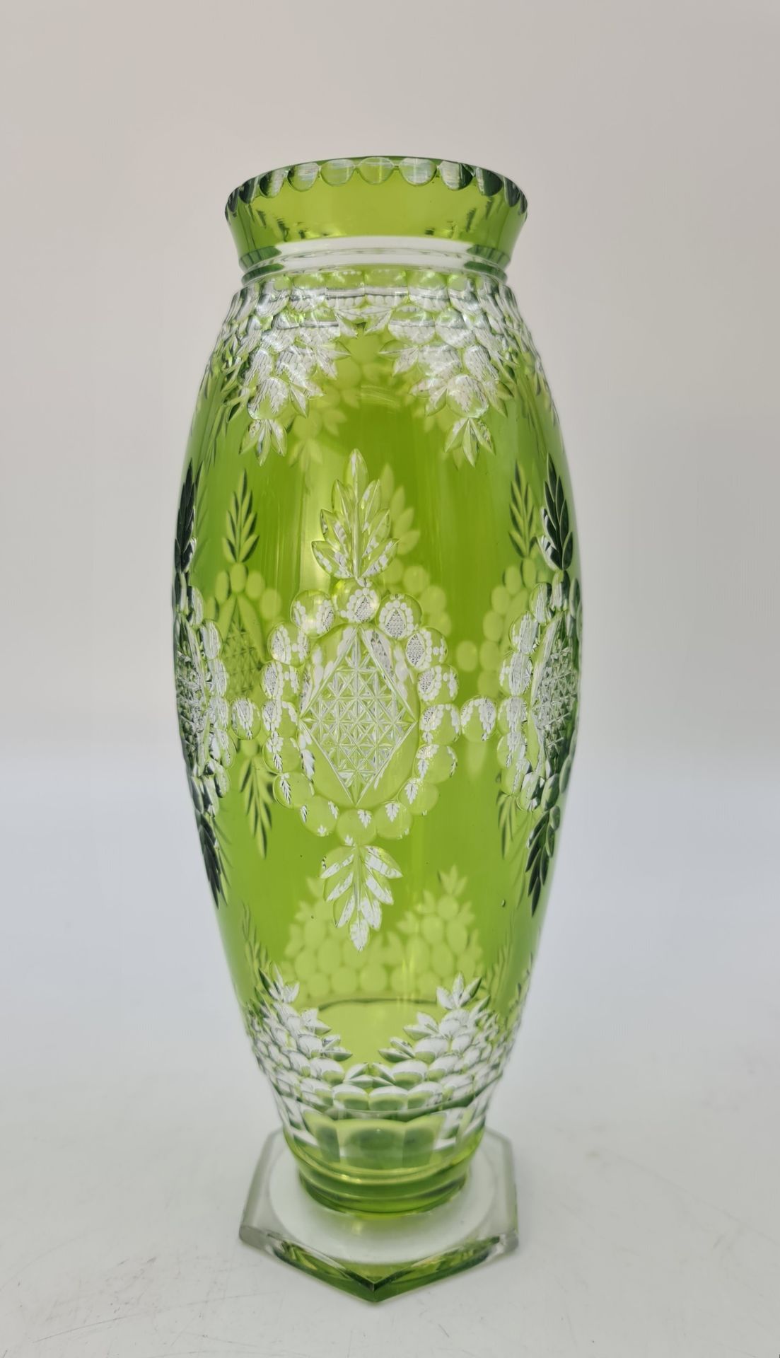 Null Vaso in cristallo verde foderato di Val Saint Lambert in cristallo riccamen&hellip;