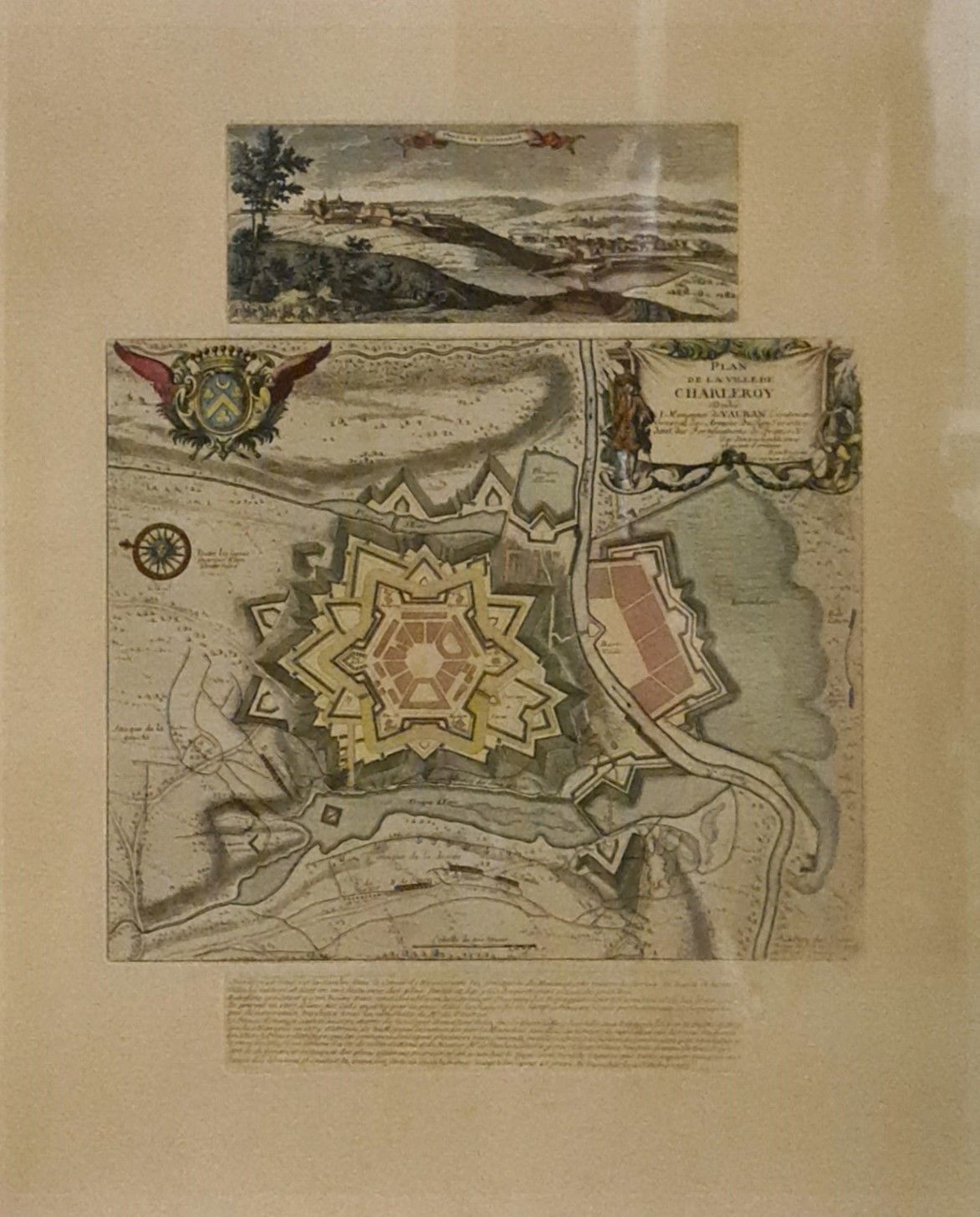 Null 历史上的沙勒罗瓦。沙勒罗瓦市的地图。非常漂亮的老式雕刻，带有沙勒罗瓦的轮廓、平面图和一个传说。献给国王军队的中将德-沃邦先生。尺寸：41 x 50厘米&hellip;