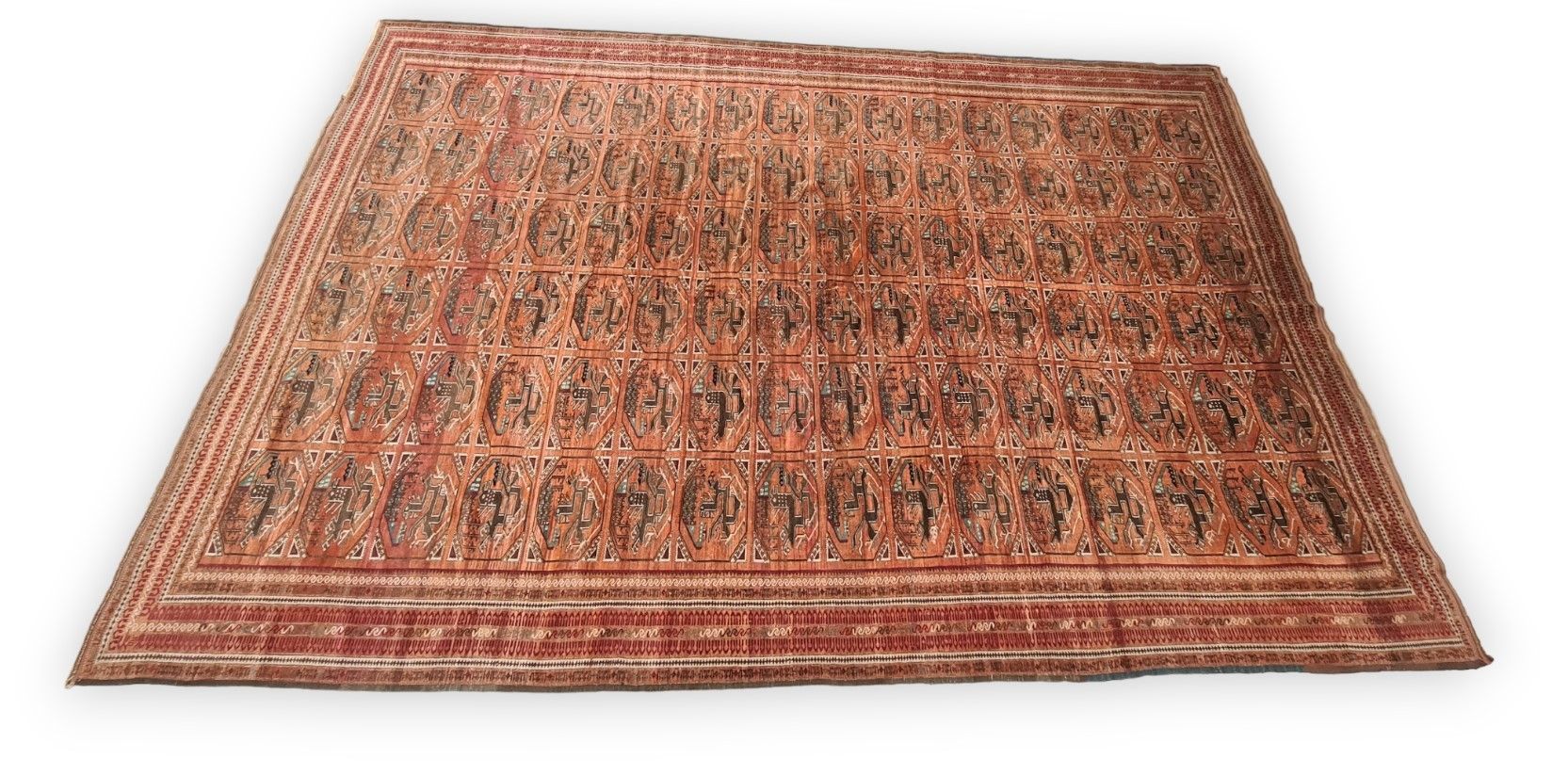 Null Important Afghan carpet circa 1940-1950. Dimensions : 450 x 285 cm. Purchas&hellip;
