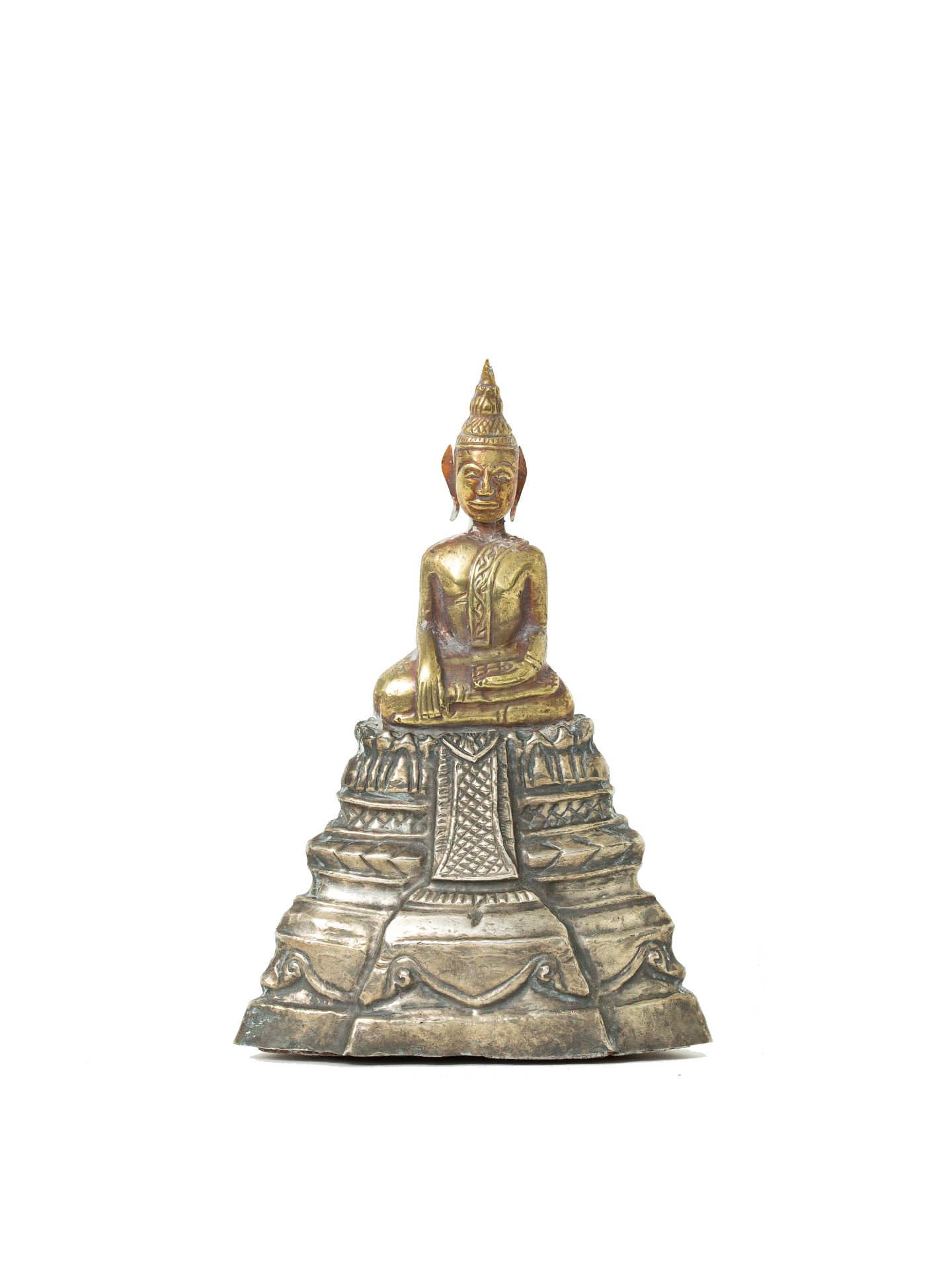 Null Kambodscha, 19. Jahrhundert 

Goldgeprägte Buddha-Figur, sitzend in padmasa&hellip;