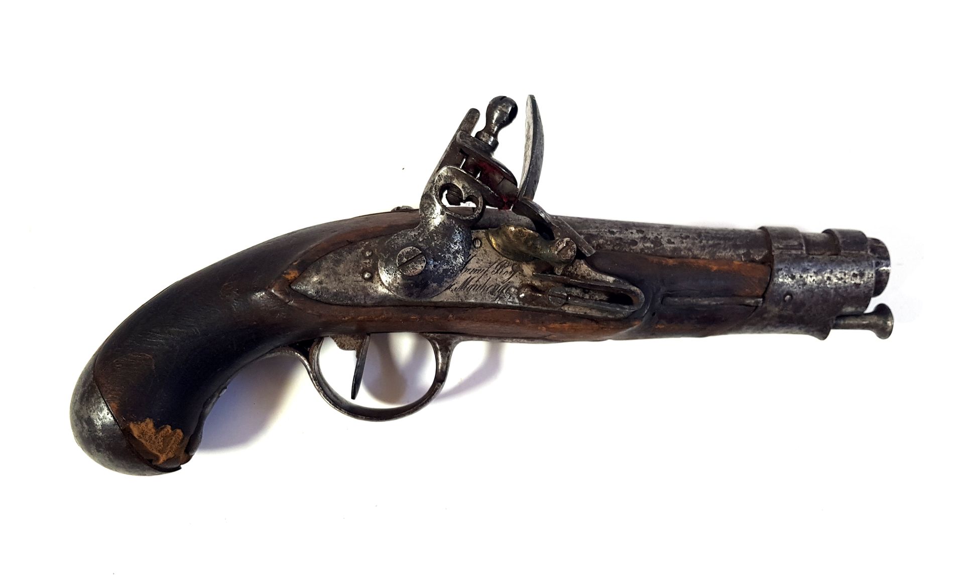 Null Pistolet à silex Manufacture du Roy à Maubeuge

L. 25 cm

Usures

Catégorie&hellip;