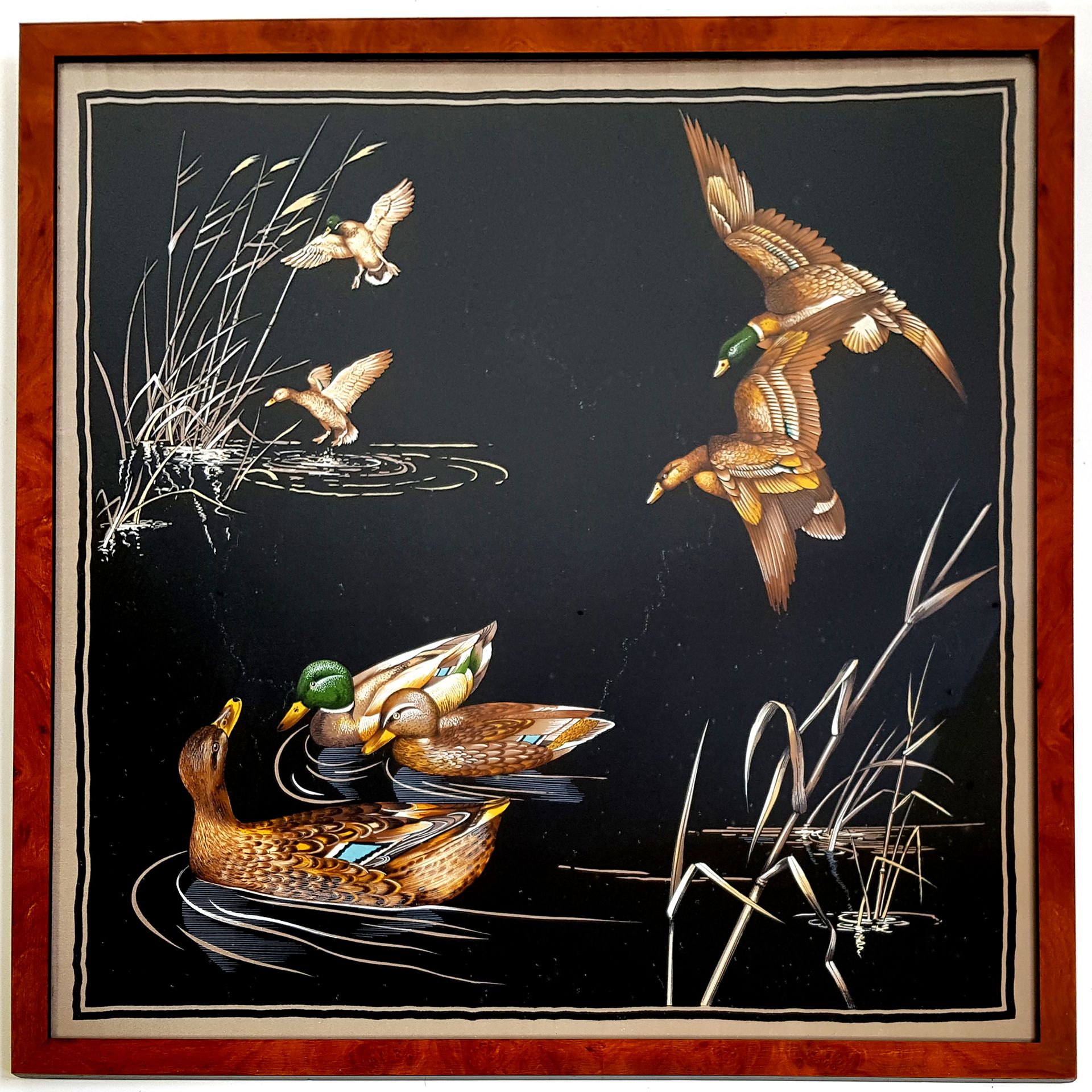 Null Flight of ducks

Framed silk square

80,5 x 78,5 cm on view