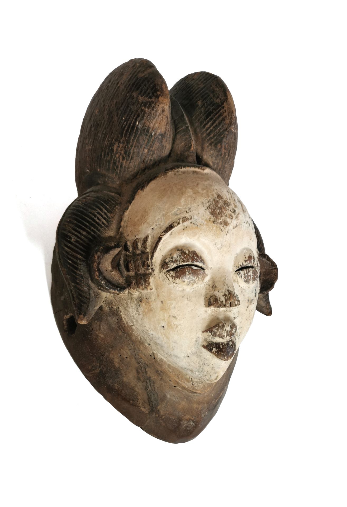 Null Masque PUNU - Gabon 

Masque de remplacement époque coloniale 

H. 32 x L. &hellip;