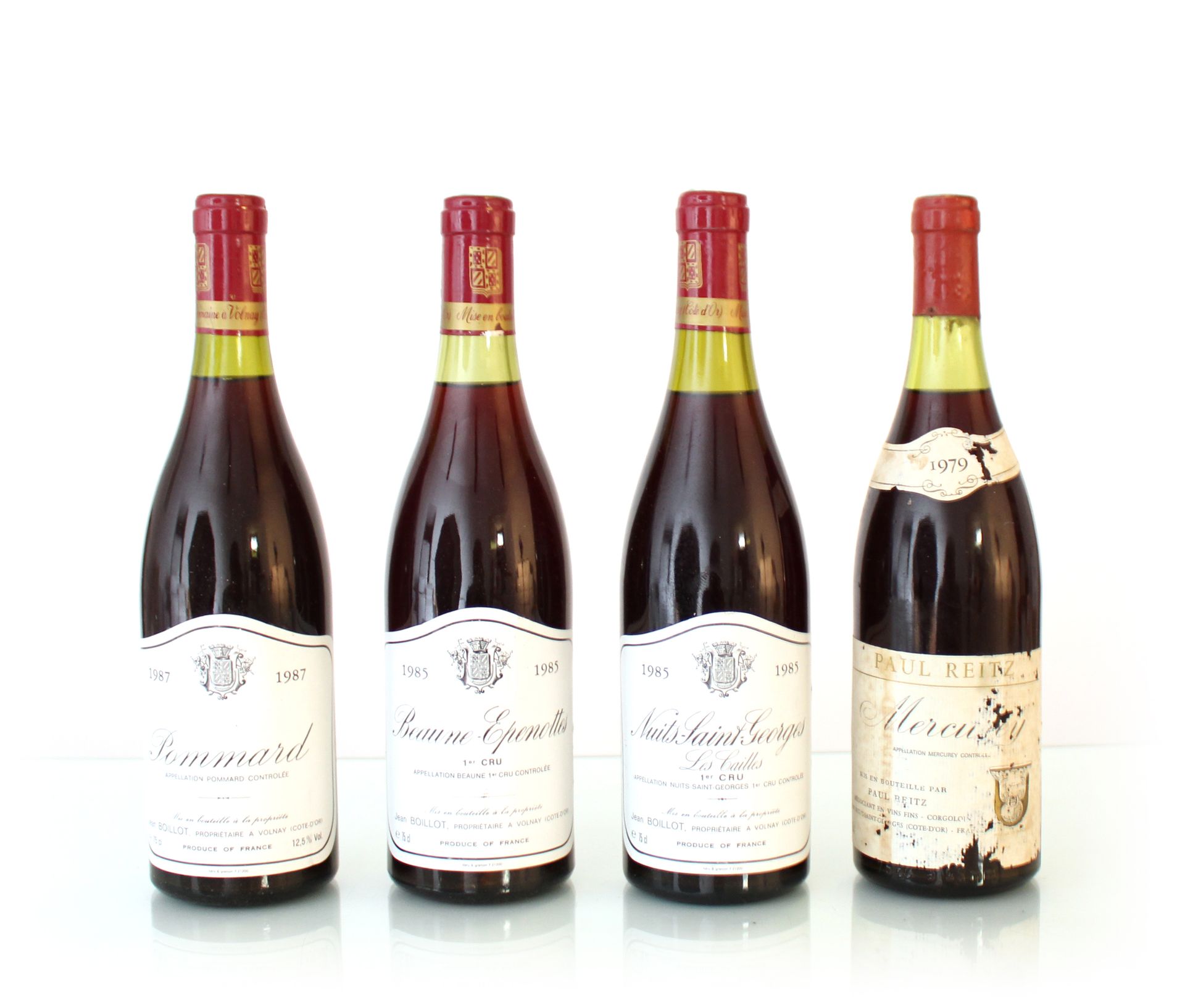 Null 4 botellas de BOURGOGNE : 

- 1 B. POMMARD, Domaine JEAN BOILLOT 1987 (1,6 &hellip;