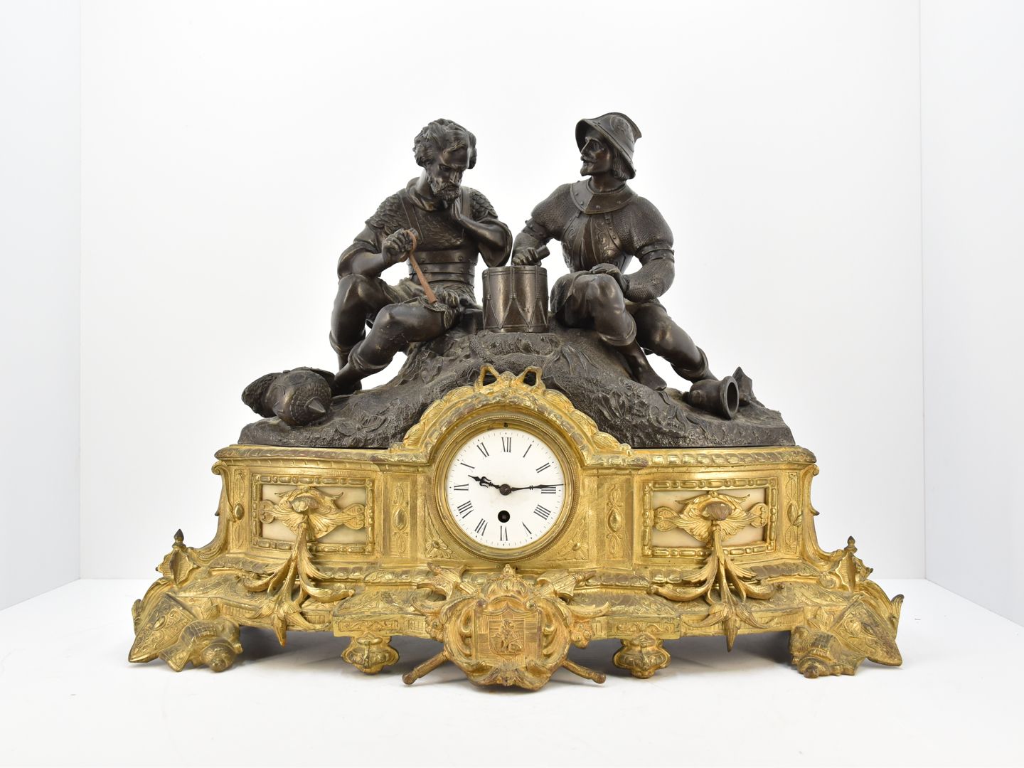 Null Mantel clock in regule and gilt regule decorated with knight and drummer 19&hellip;