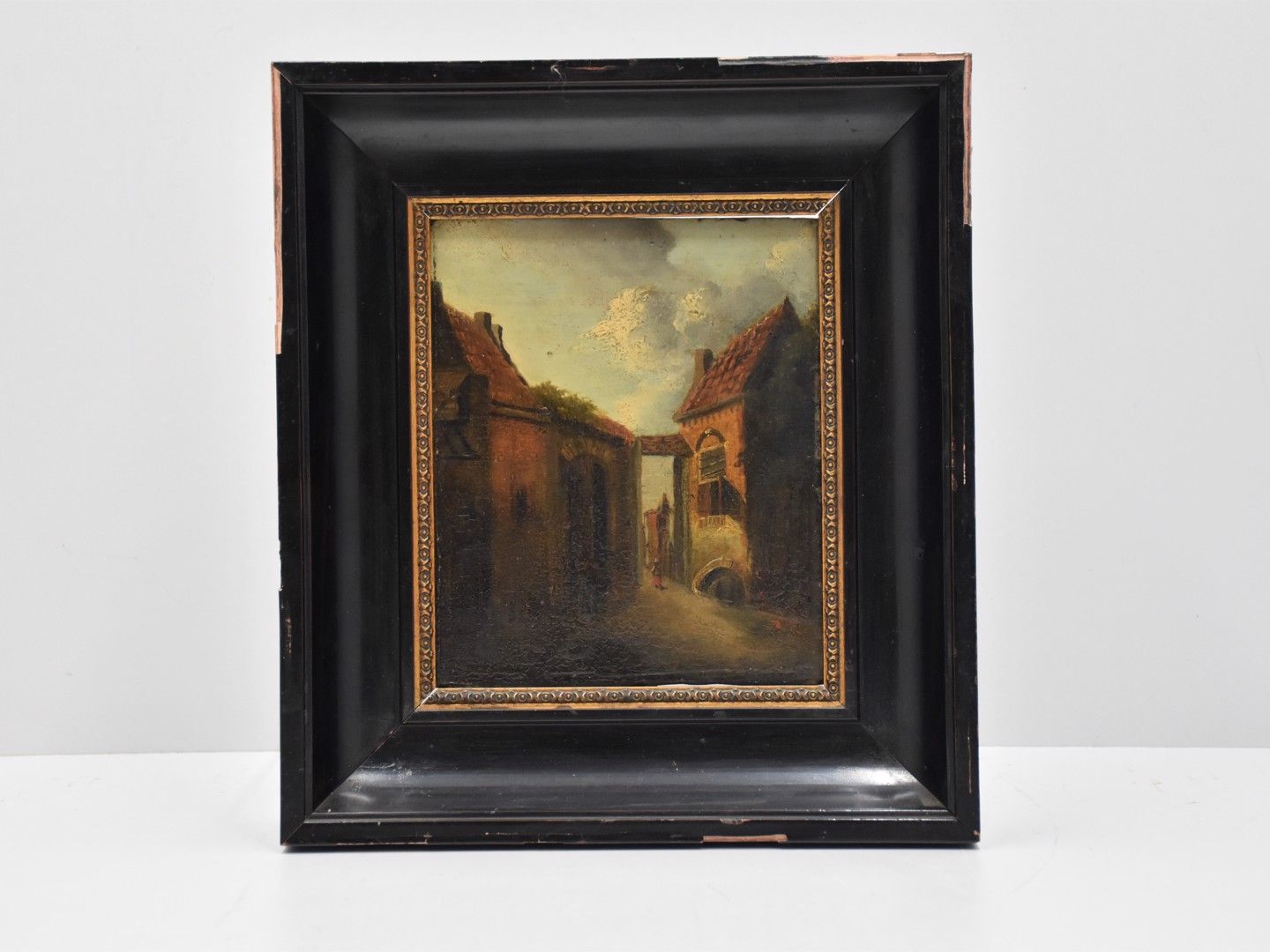 Null 橡木板上的油画，未知的大师18世纪 "城门前的人物"，尺寸18 x 15,5厘米，框架27 x 24厘米。