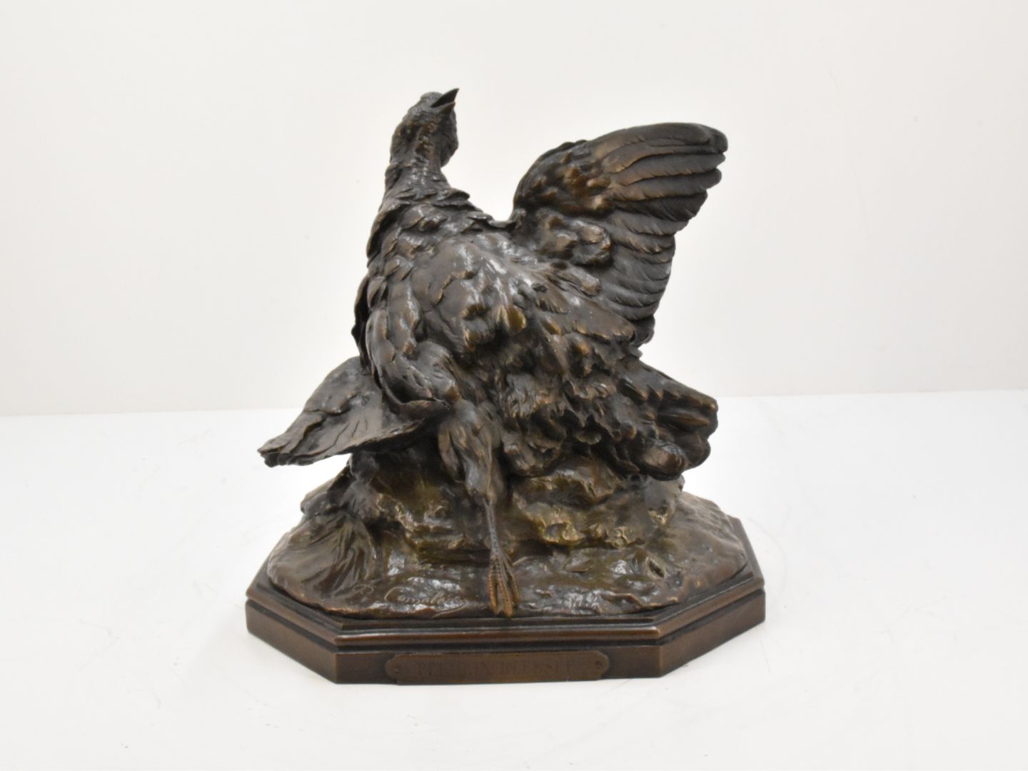 Null Bronze signiert Paul COMOLERA [1818-1897] "Perdrix blessée" Höhe: 27 cm. Un&hellip;
