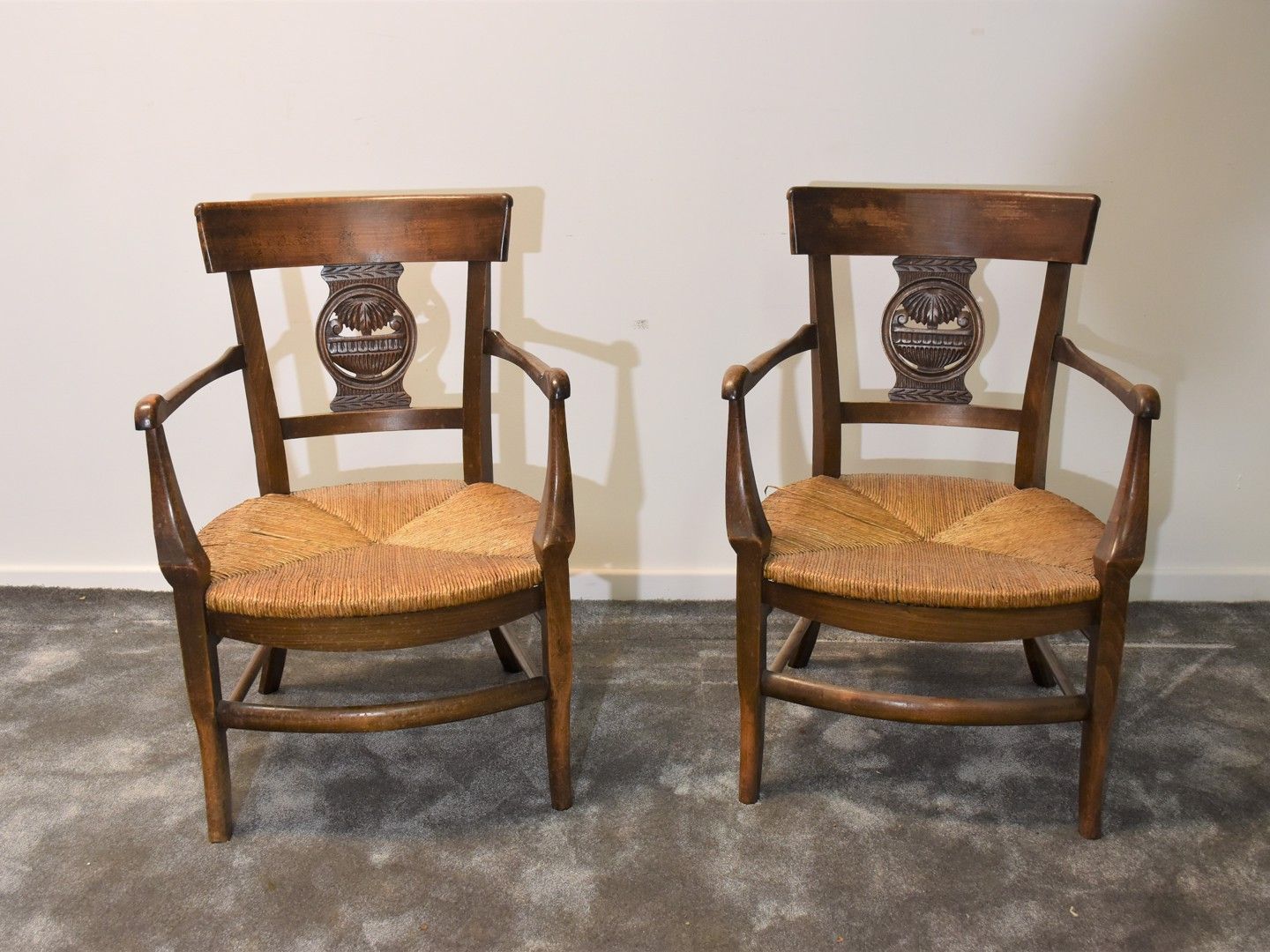Null Pair of armchairs in oak and reed
