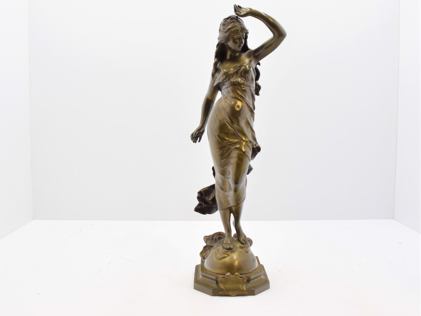 Null Bronce firmado Auguste MOREAU [1834-1917] "L' Aurore" Medalla en el salón a&hellip;