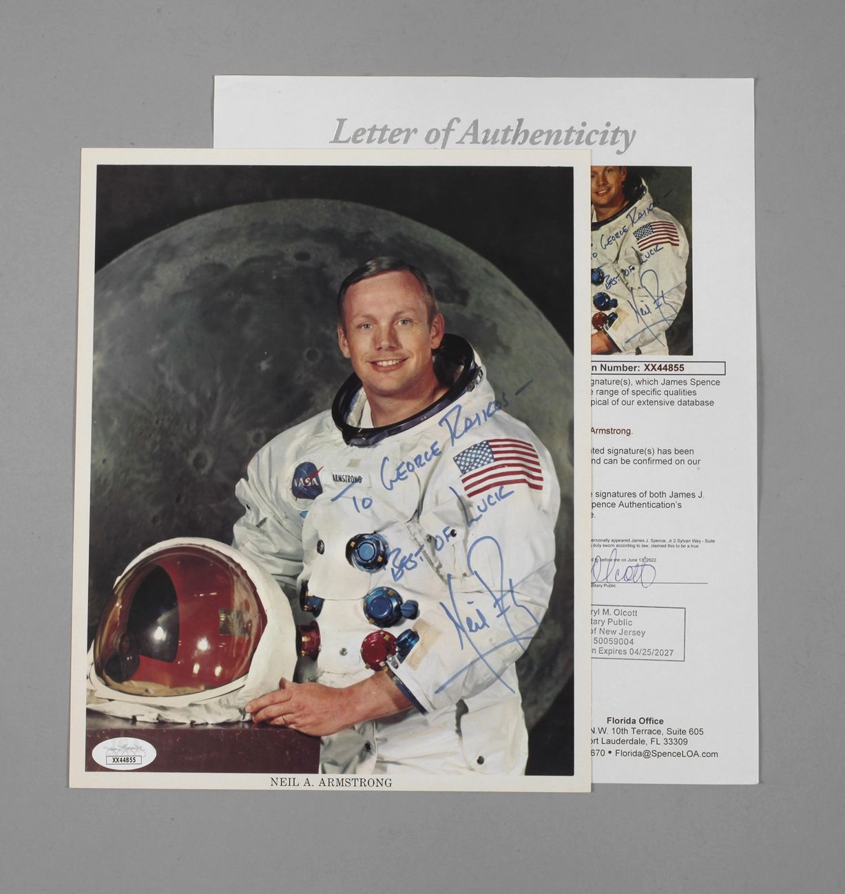 Null Neil Armstrong, foto con autógrafo
hacia 1970, impresión en color de gran f&hellip;