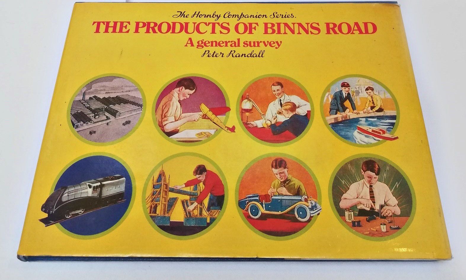 Null Un volume: 

Peter Randall "I prodotti di Binns Road / Un'indagine generale&hellip;