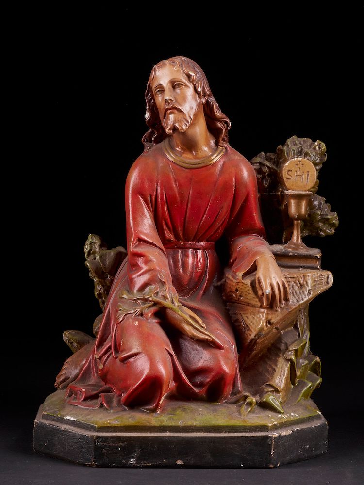 Null Statue dévotionnelle de collection de Jésus en plâtre polychromé.