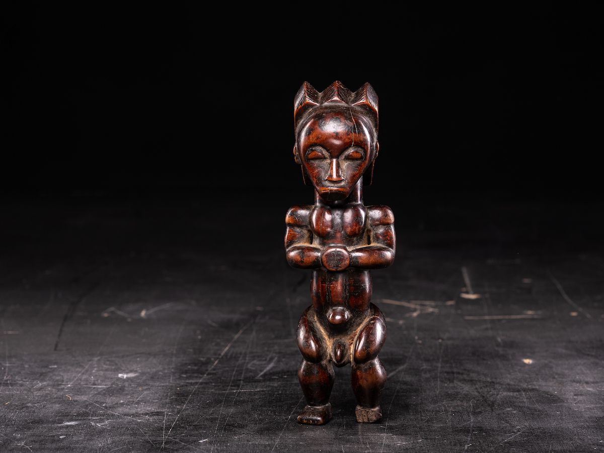 Peuple fang Fang People,Gabon.Statuette masculine (mid 20th C) 23 x 4.5 cm