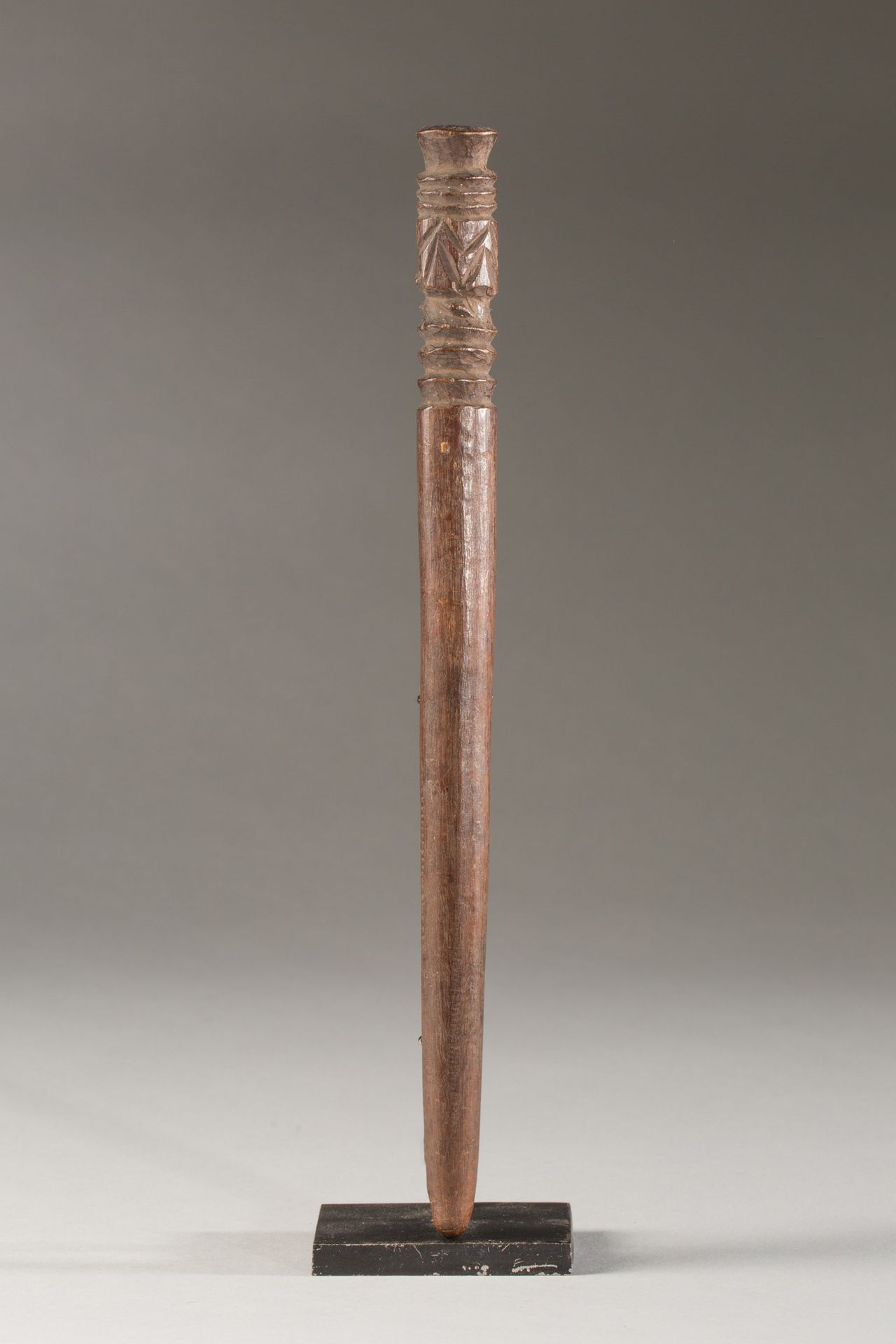 Peuple NUpe Sculptured Dance Stick, Nupe People, Nigeria, 1930s to 1940s - 28,5x&hellip;