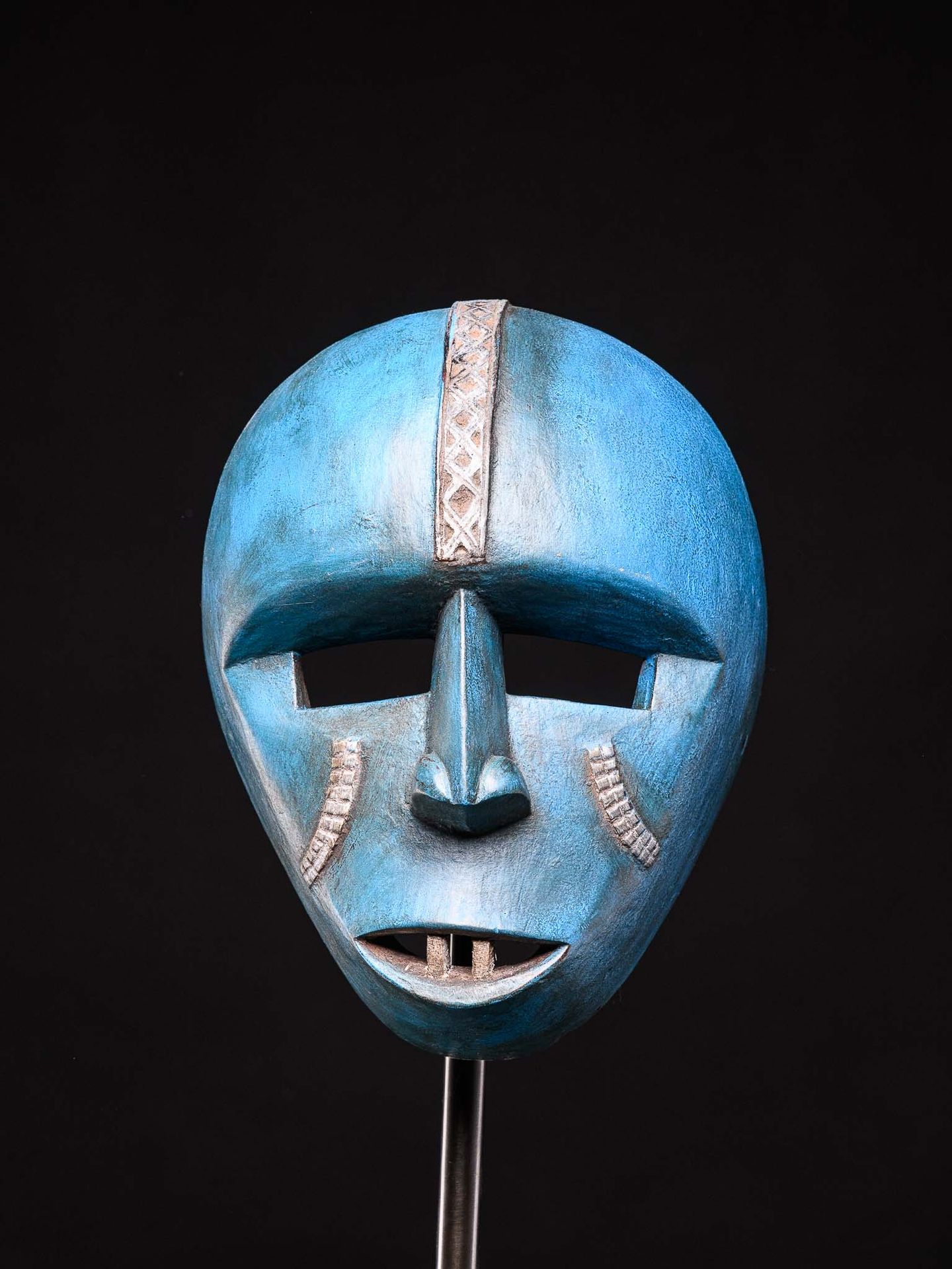 Peuple hopi 印度面具，木头，颜料（美洲印第安人）- 22x17