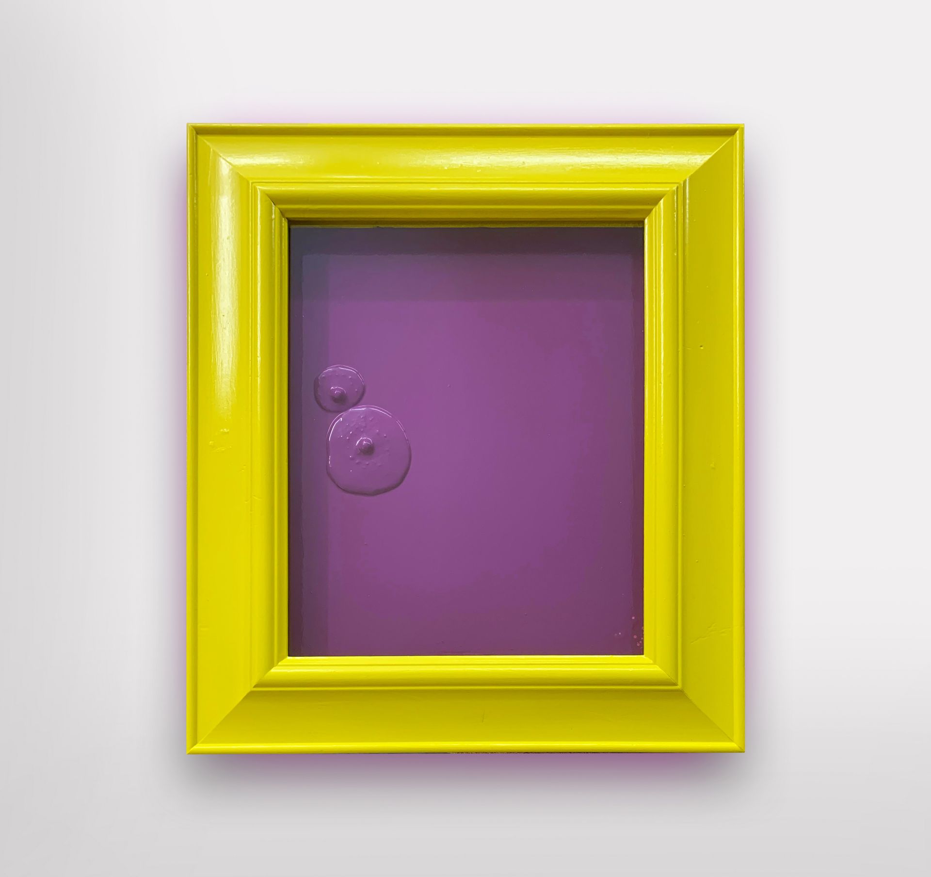 Null Oliver Cain - Yellow Purple (2021) Tétines en céramique avec fond peint à l&hellip;