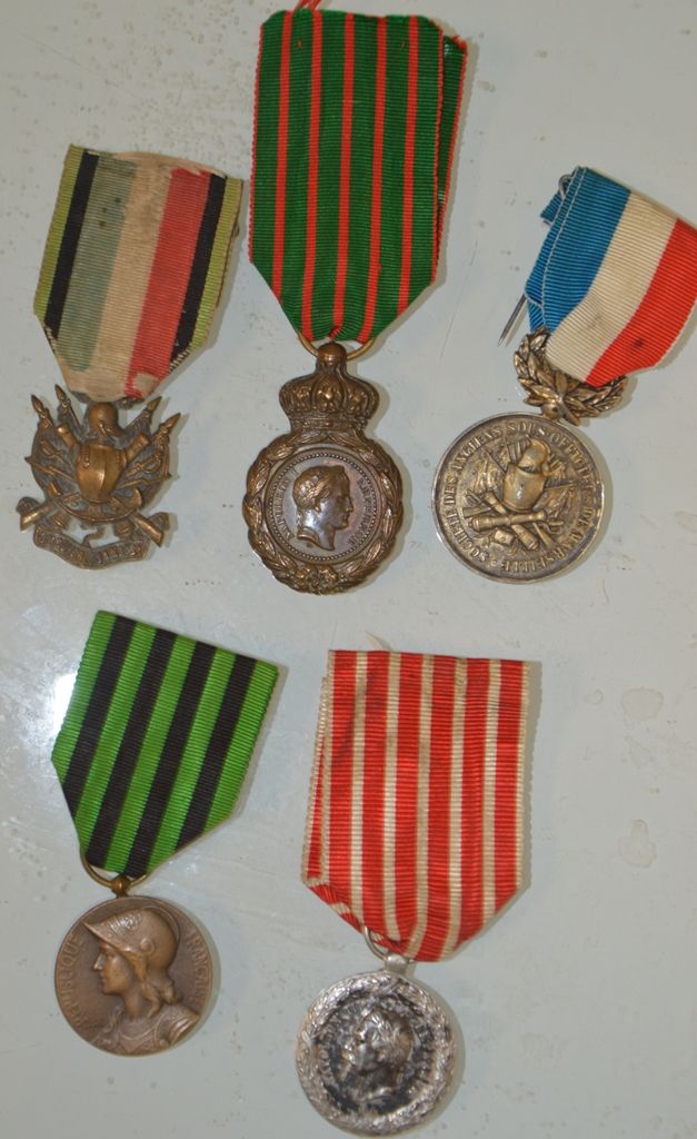 Lot de 5 médailles 1870-1871年奖章（1911年），30毫米模块，意大利战役拿破仑三世奖章，1870-1871年老兵奖章，圣赫勒拿岛奖&hellip;