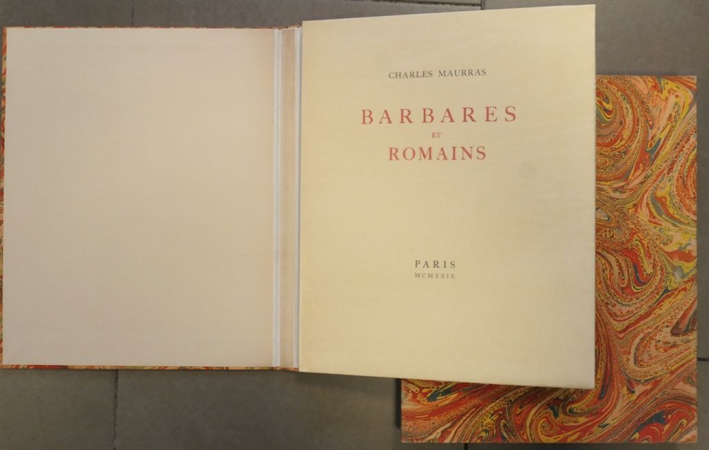 Charles MAURRAS Barbares et Romains, Paris 1929. 1 Band in Etui.
