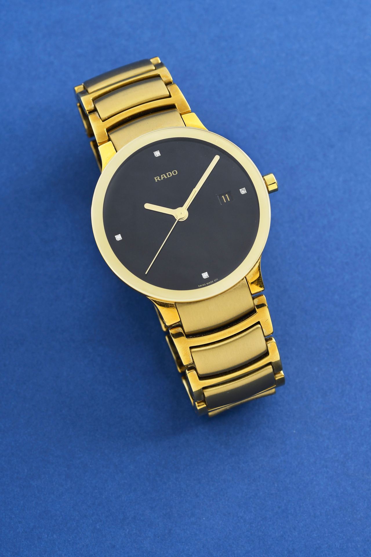 Null RADO ( CENTRIX / MEN / BLACK ref. 115.0527.3), 约2014年

男女通用的钢制圆形手表，有大的开口，镀金&hellip;