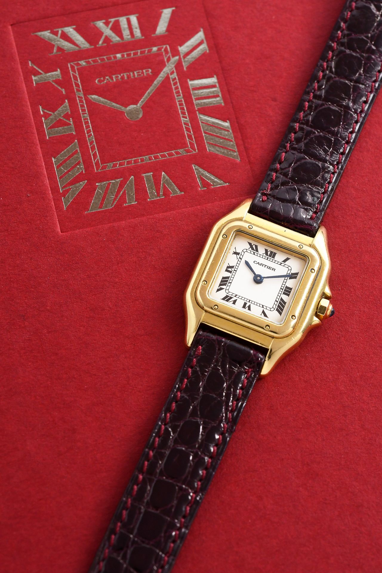 Null CARTIER (PANTHÈRE LADY - YELLOW GOLD), circa 1995 Reloj de señora "Panther"&hellip;