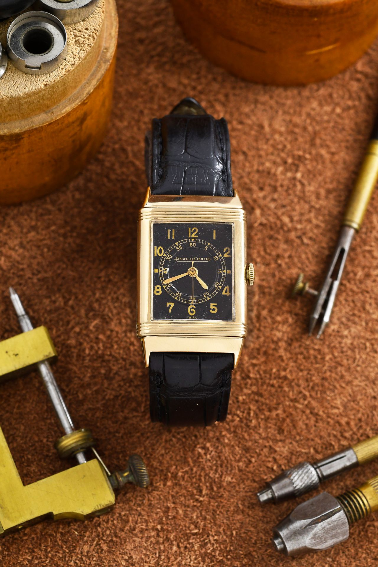 Null JAEGER-LECOULTRE (REVERSO VINTAGE CHEMIN DE FER / YELLOW GOLD - BLACK N° 26&hellip;