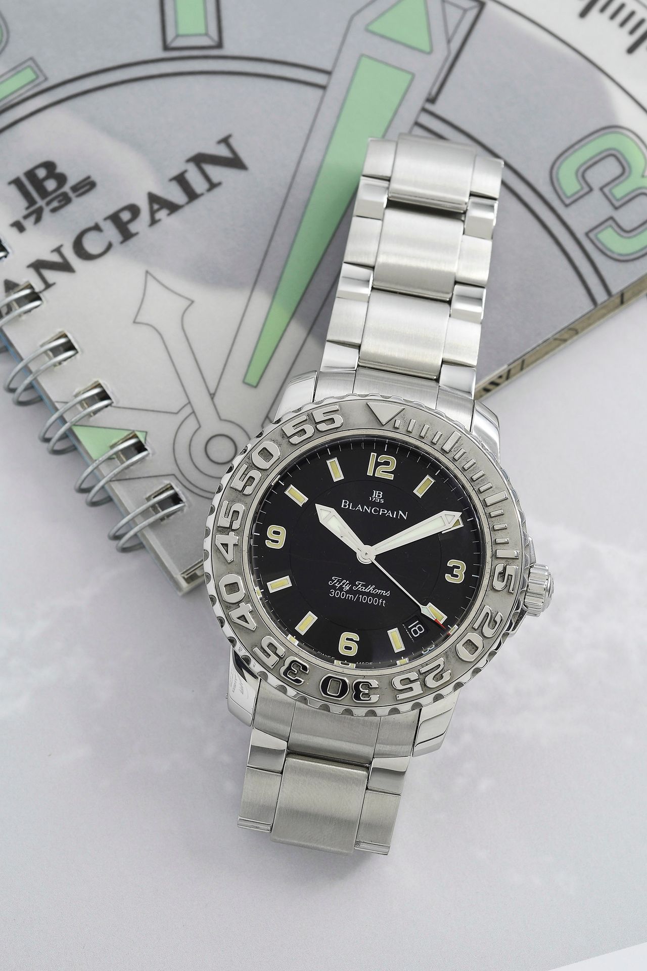 Null BLANCPAIN（五十噚 "三部曲 "300米腕表，编号2200-1130-71），约2003年。

这款现在已经很罕见的潜水员腕表的首批再版产品之&hellip;