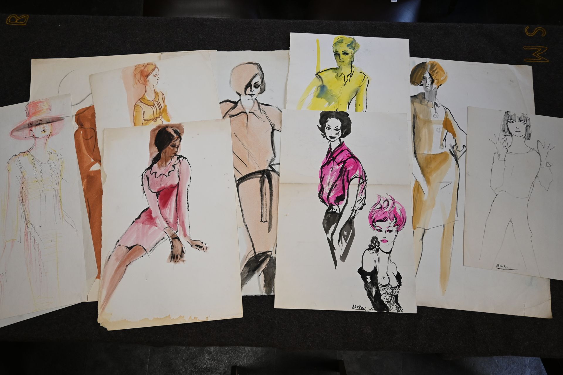 Null Denise AROKAS (née en 1932)

Une série de 10 dessins de mode stylos, feutre&hellip;
