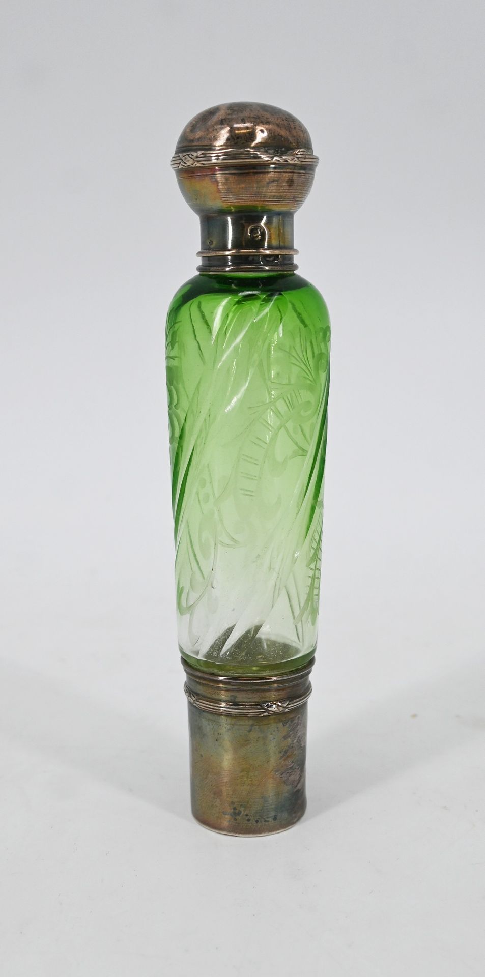 Null Bottle with liquor out of cut and engraved crystal, floral decoration on bo&hellip;