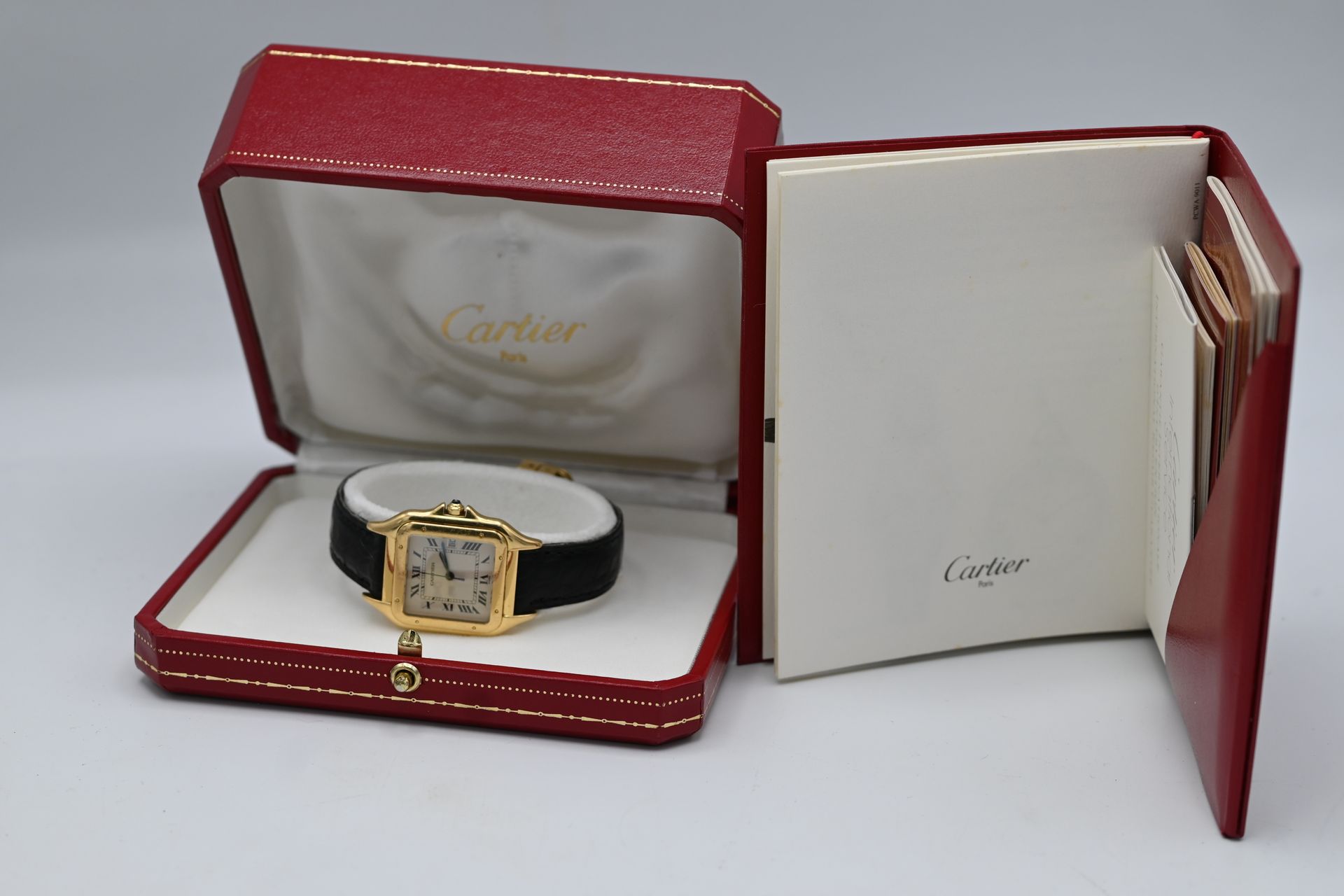 Null CARTIER (Santos Or jaune / Grand Modèle réf. W2501511), vers 1996
Elégante &hellip;