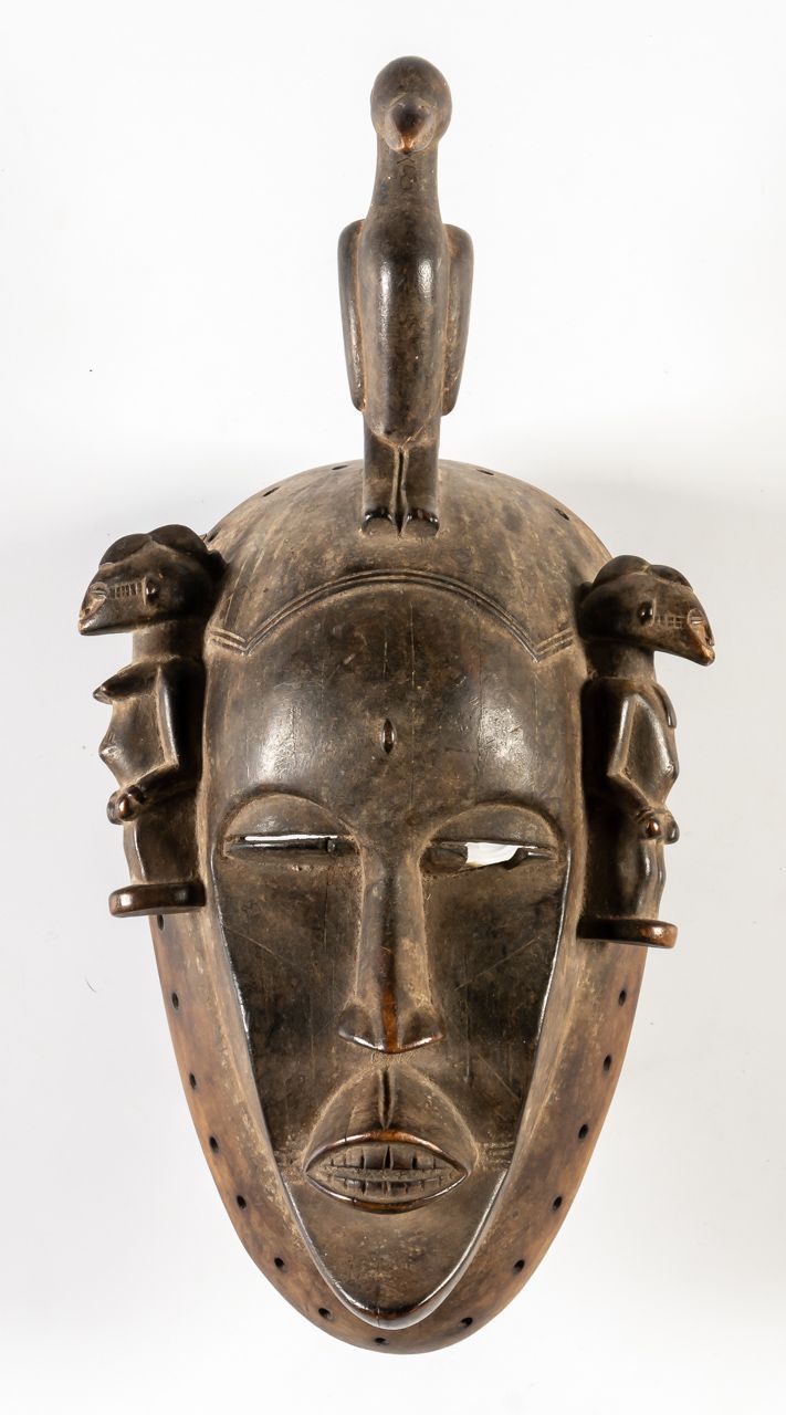 AFRIKANISCHE SENUFO MASKE 雕刻的木头

35厘米高



非洲木制塞努弗面具

35厘米高