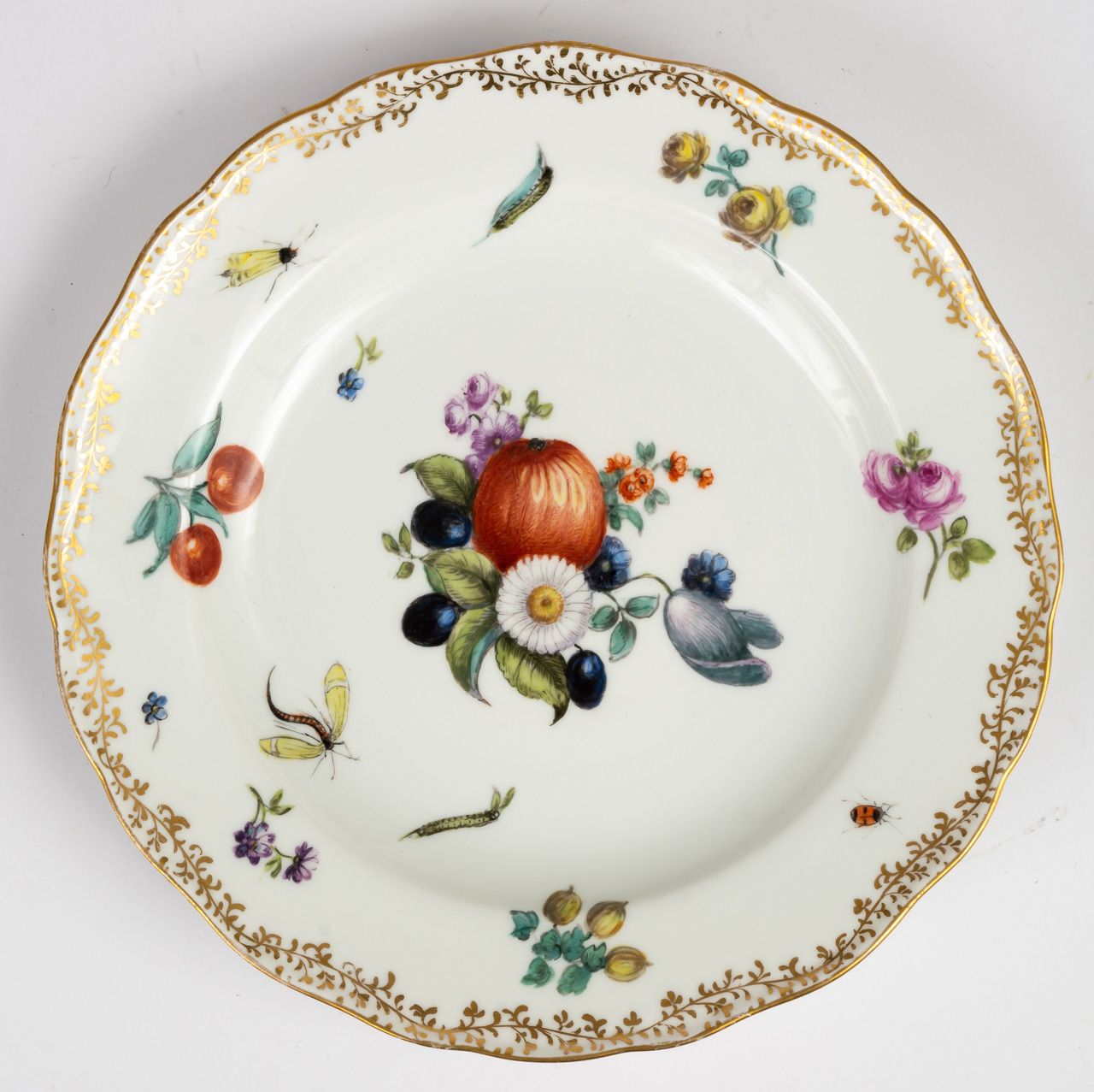 TELLER MIT BLUMEN Meissen, porcelaine, 2e choix

D : 23,5 cm