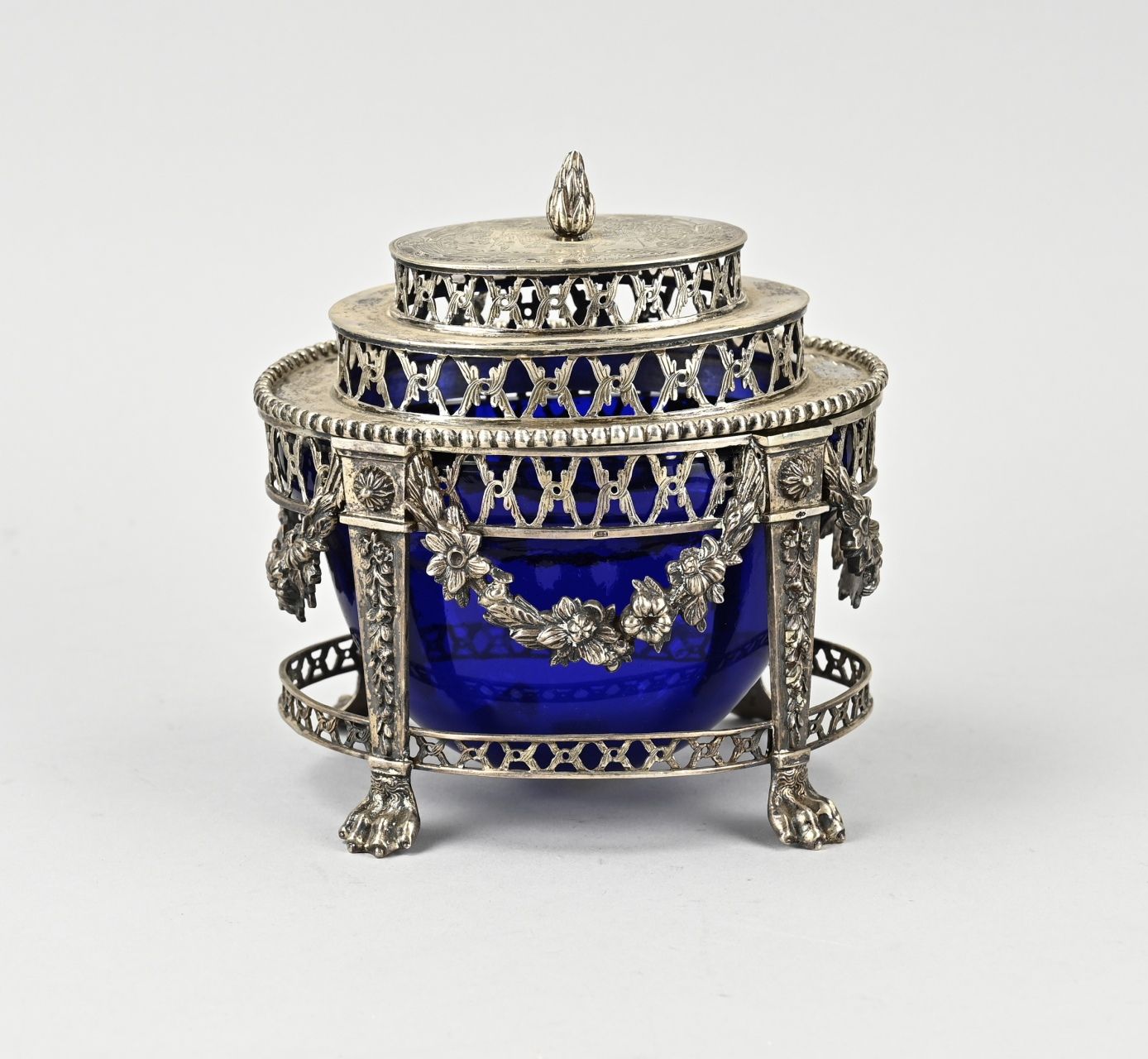 Null Scatola in argento con vetro blu, 833/000, portaoggetti ovale in argento tr&hellip;