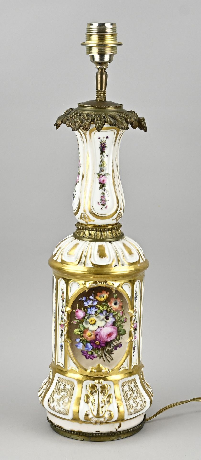 Null Pied de lampe ancien en porcelaine avec décor floral/doré et cadres en lait&hellip;