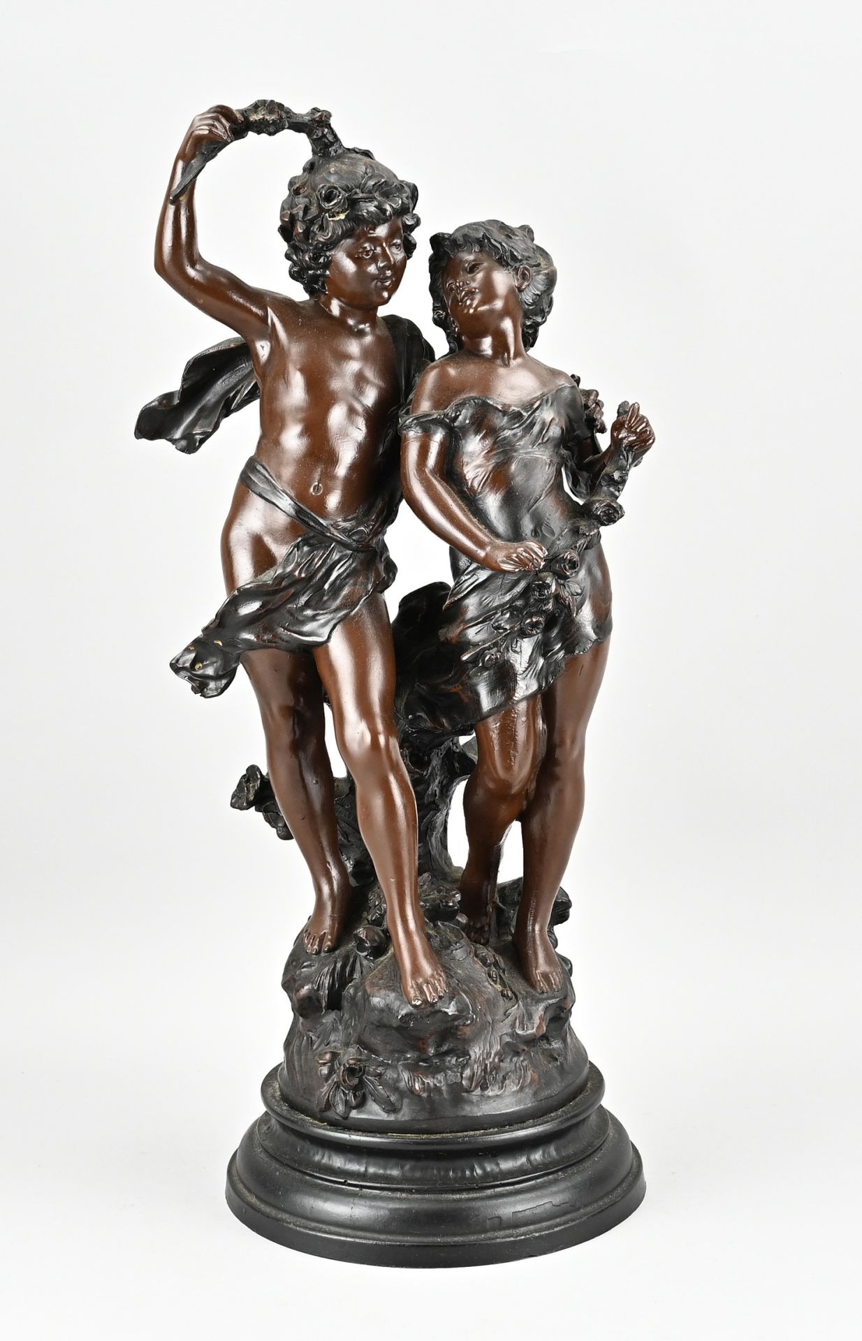Null Statua fusa in materiale composito color bronzo sul modello di un esemplare&hellip;