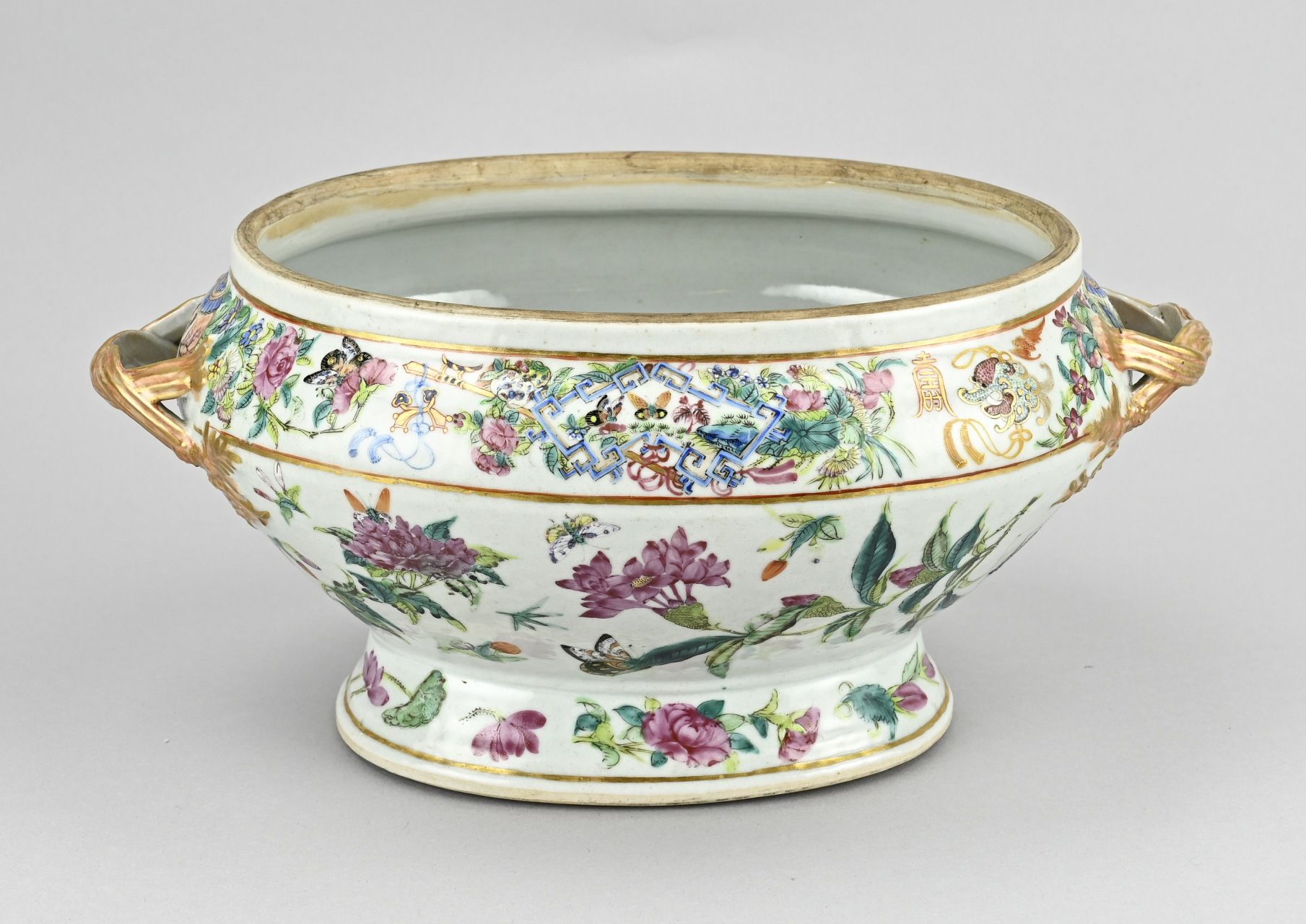 Null Terrine verte familiale en porcelaine chinoise du XVIIIe siècle à décor de &hellip;