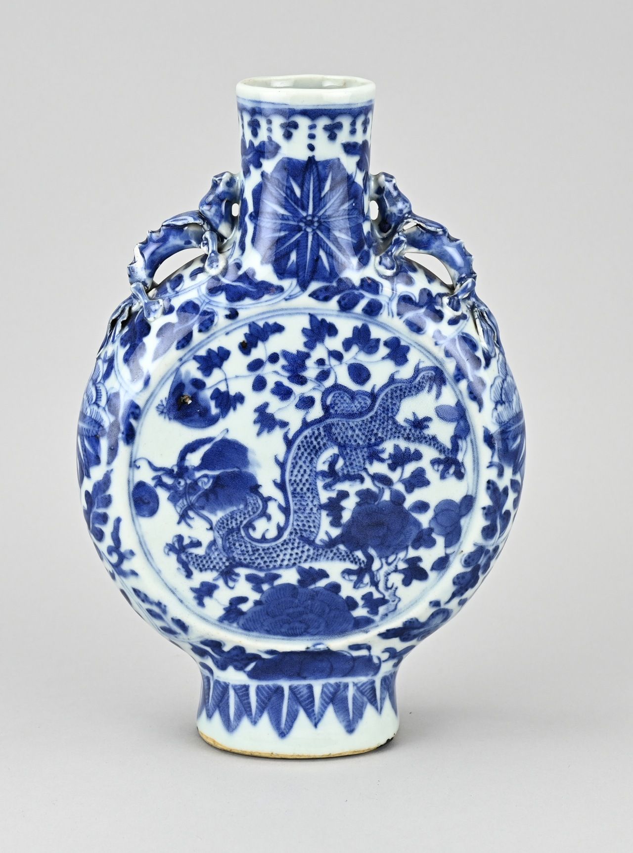 Null Vase/bouteille de pèlerin en porcelaine chinoise du 18e - 19e siècle. Décor&hellip;
