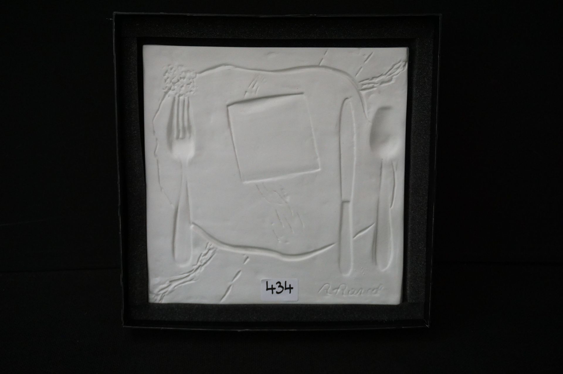 ROGER RAVEEL (1921 - 2013) Sculpture en biscuit - Signée - de "AVEC L'ART À LA T&hellip;