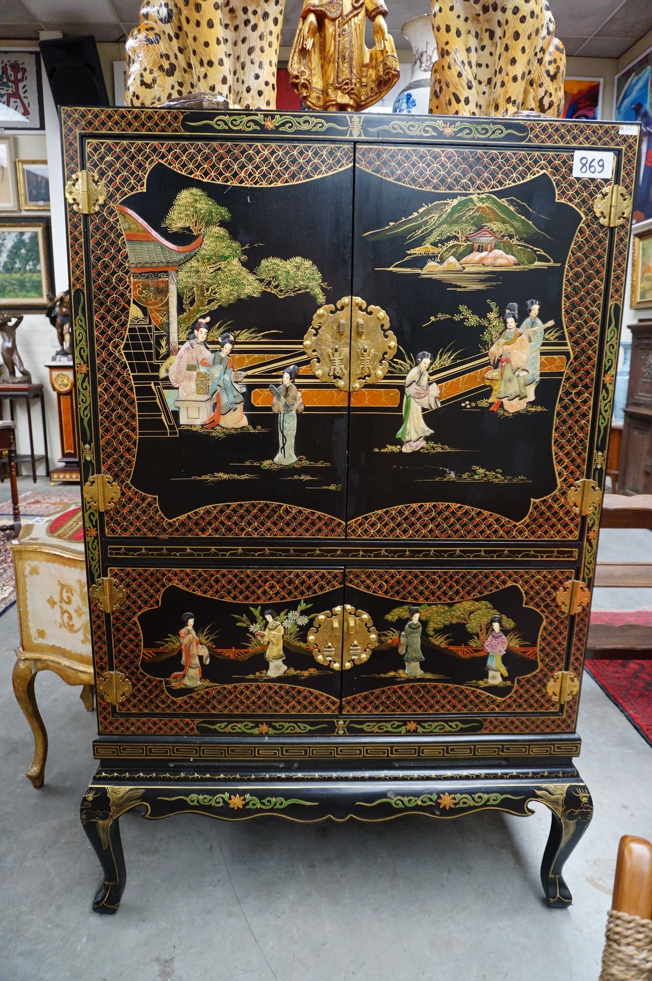 Null Chinese cabinet with 4 doors - Laque de Chine - Decor with Gheishas - H: 14&hellip;