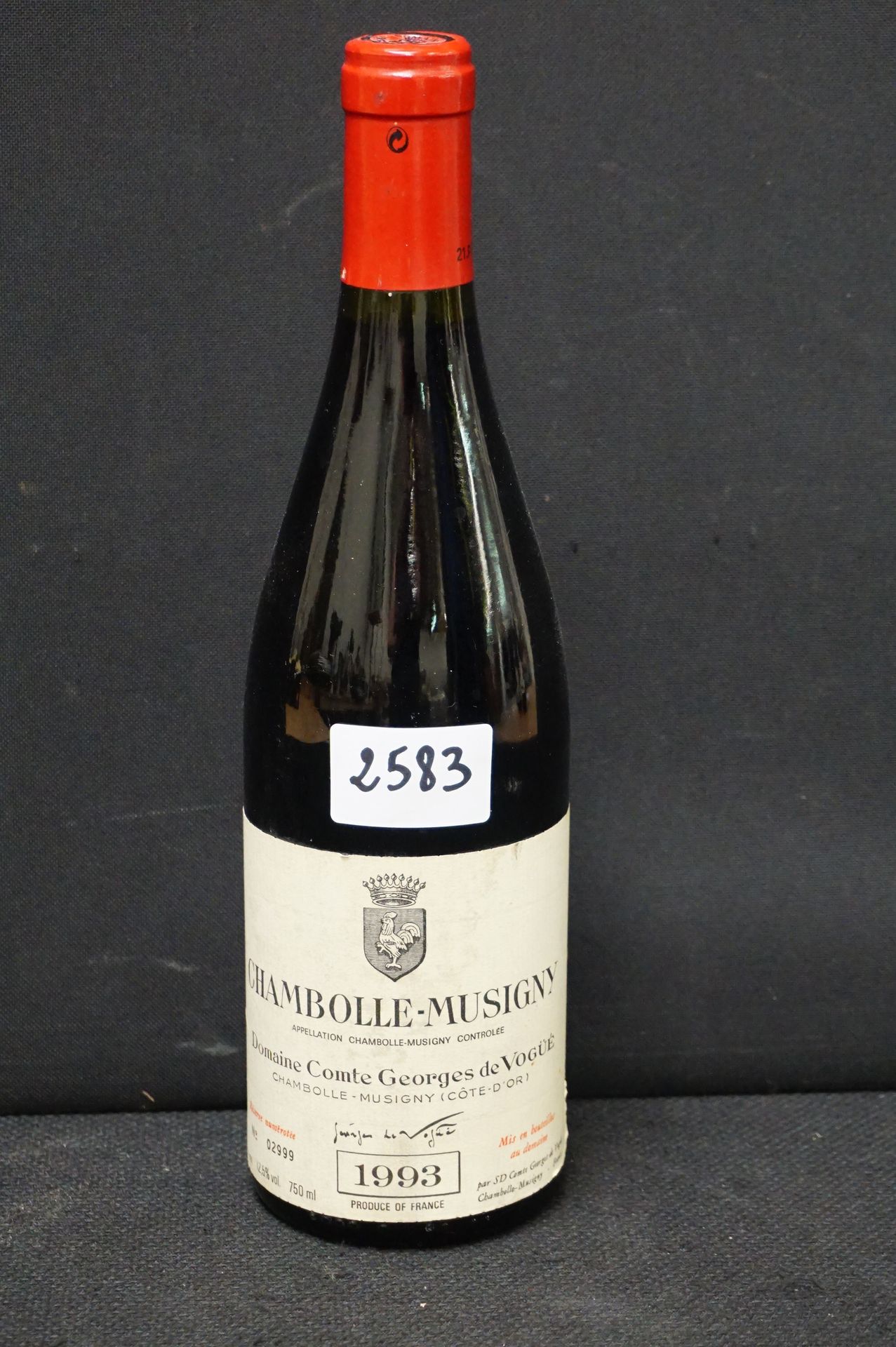 Null 1 bottiglia di vino rosso - "CHAMBOLLE-MUSIGNY" - 1993 - Domaine Comte Geor&hellip;