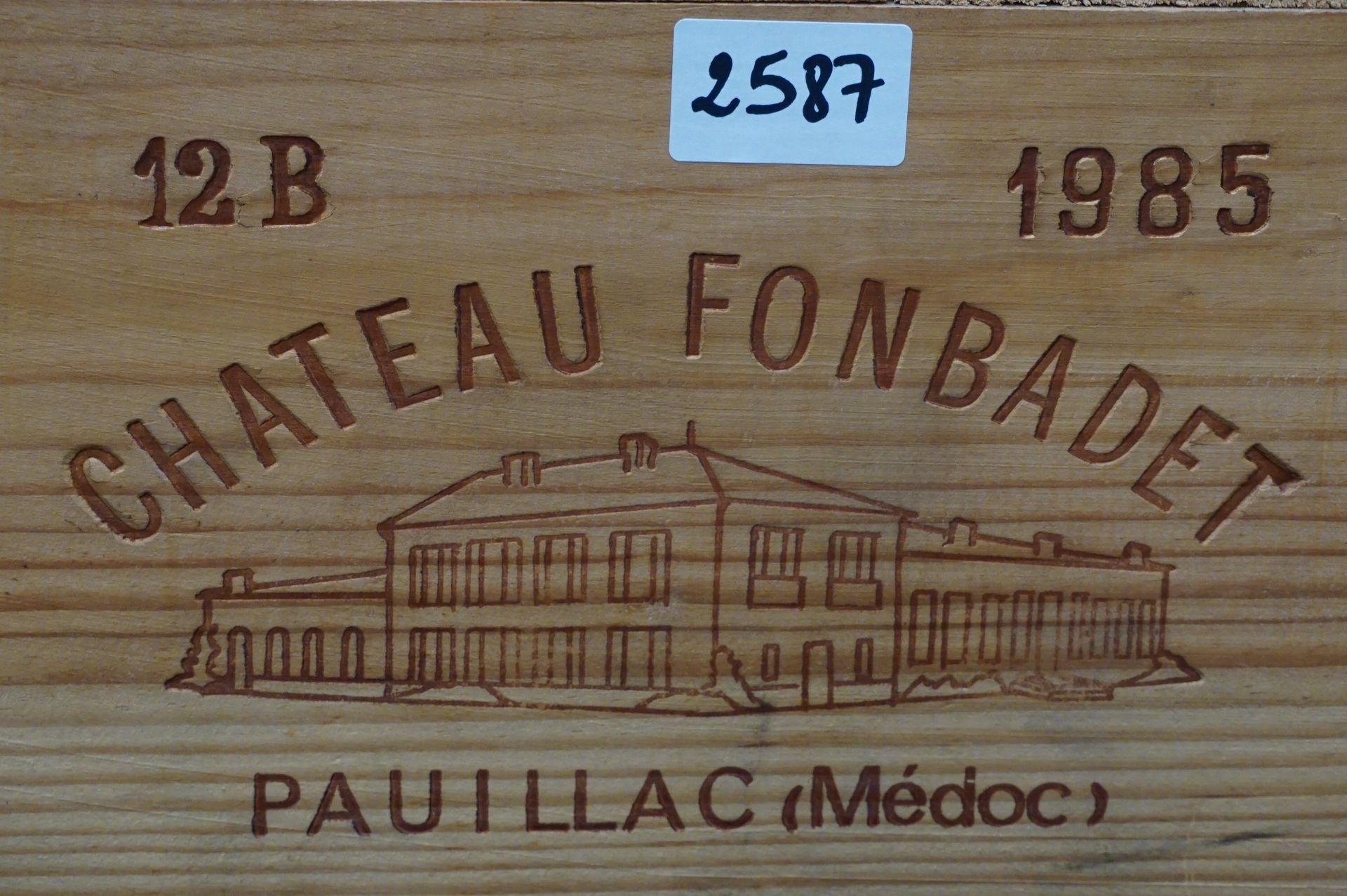 Null 12 Bottles of red wine - "CHATEAU FONBADET" - 1985 - PAUILLAC (MEDOC) - Ori&hellip;